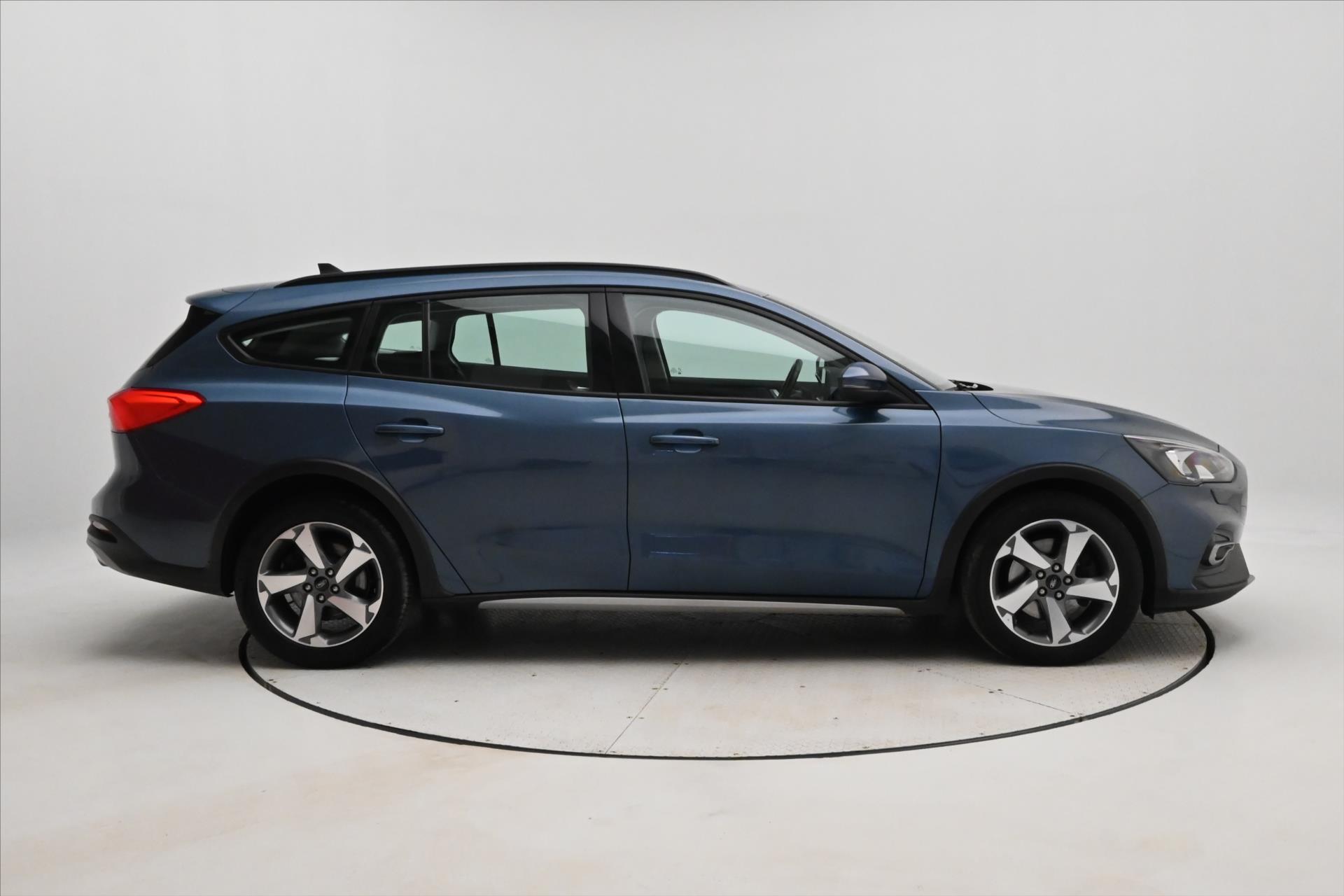 Hlavní fotografie vozu Ford Focus 2,0 Ecoblue 110 kW AT8 Záruka až 5 let (5)