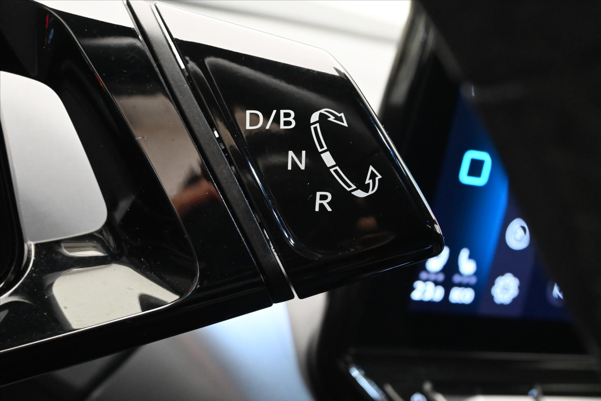 Main photo of the car Volkswagen Id.4 Pro Performance 150kW 77 kWh Warranty up to 3 years (22)