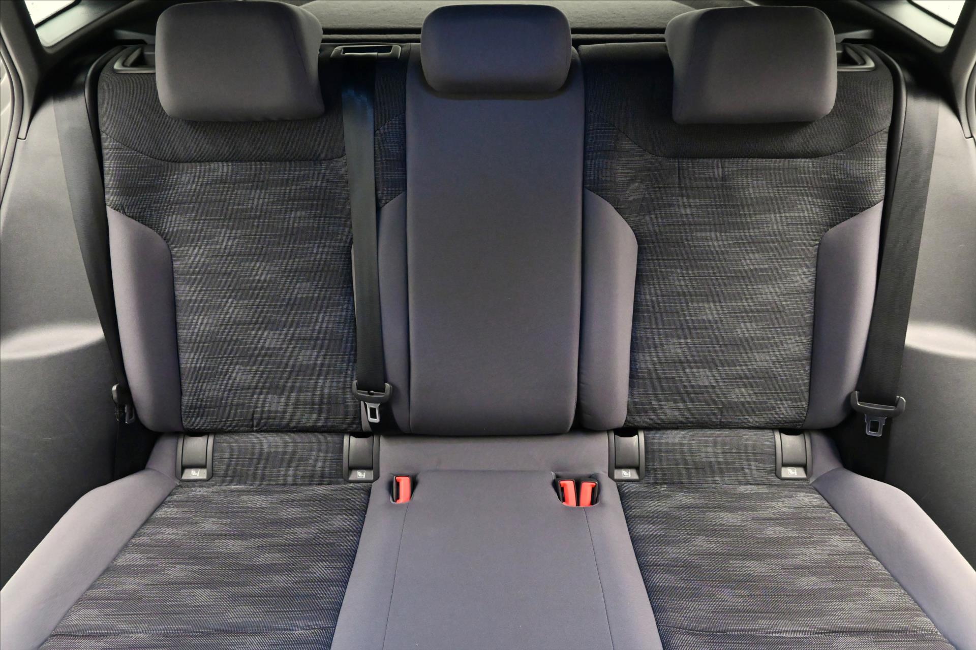 Main photo of the car Volkswagen Id.4 Pro Performance 150kW 77 kWh Warranty up to 3 years (27)