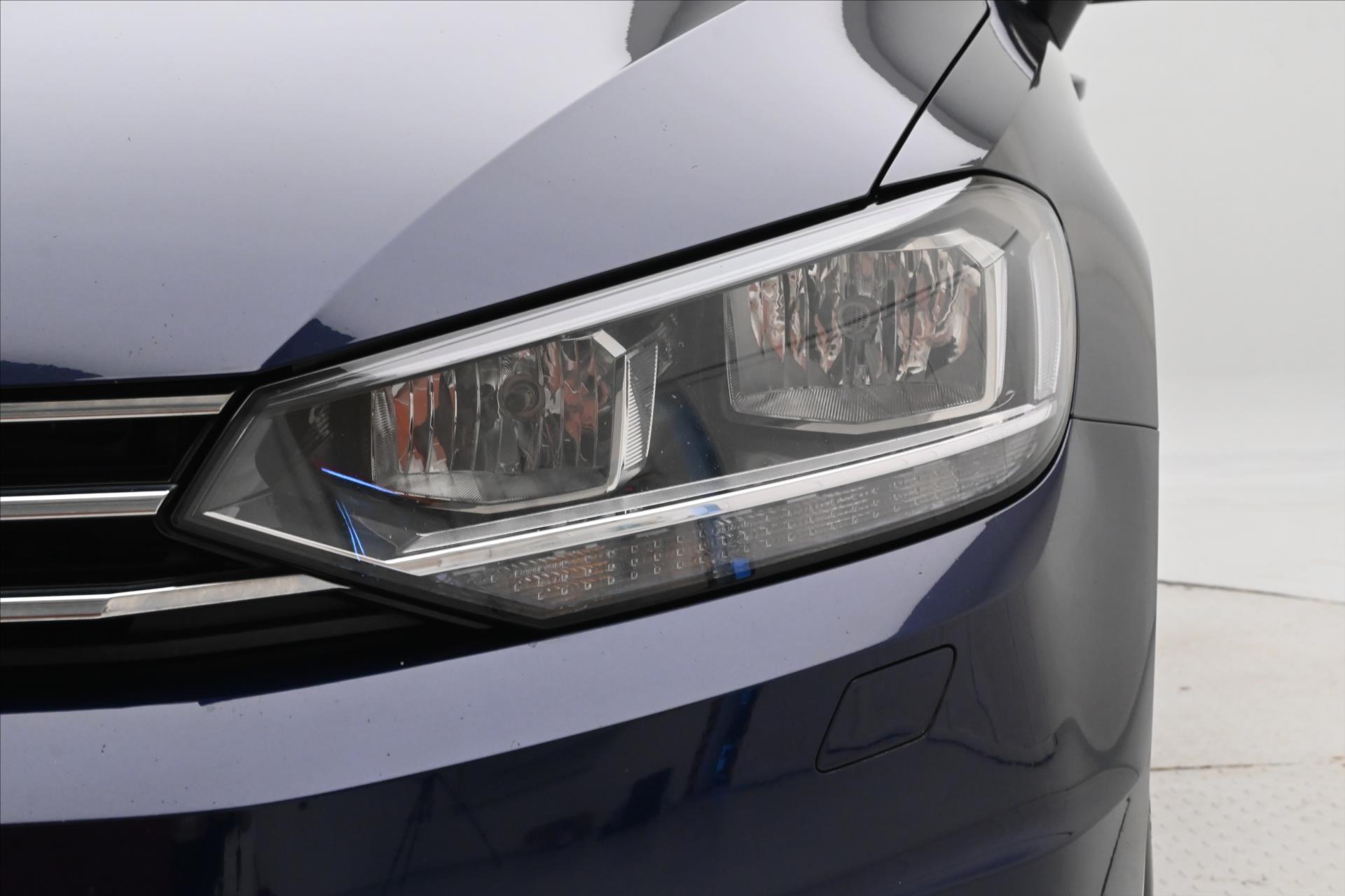 Hlavní fotografie vozu Volkswagen Touran 2,0 TDI 110kW DSG 7Míst Záruka až 5 let (34)