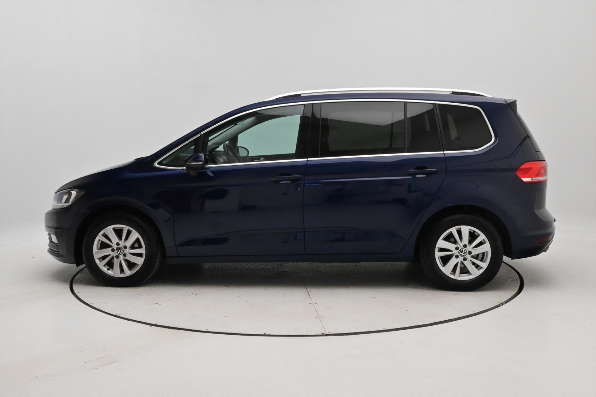 Hlavní fotografie vozu Volkswagen Touran 2,0 TDI 110kW DSG 7Míst Záruka až 5 let (9)