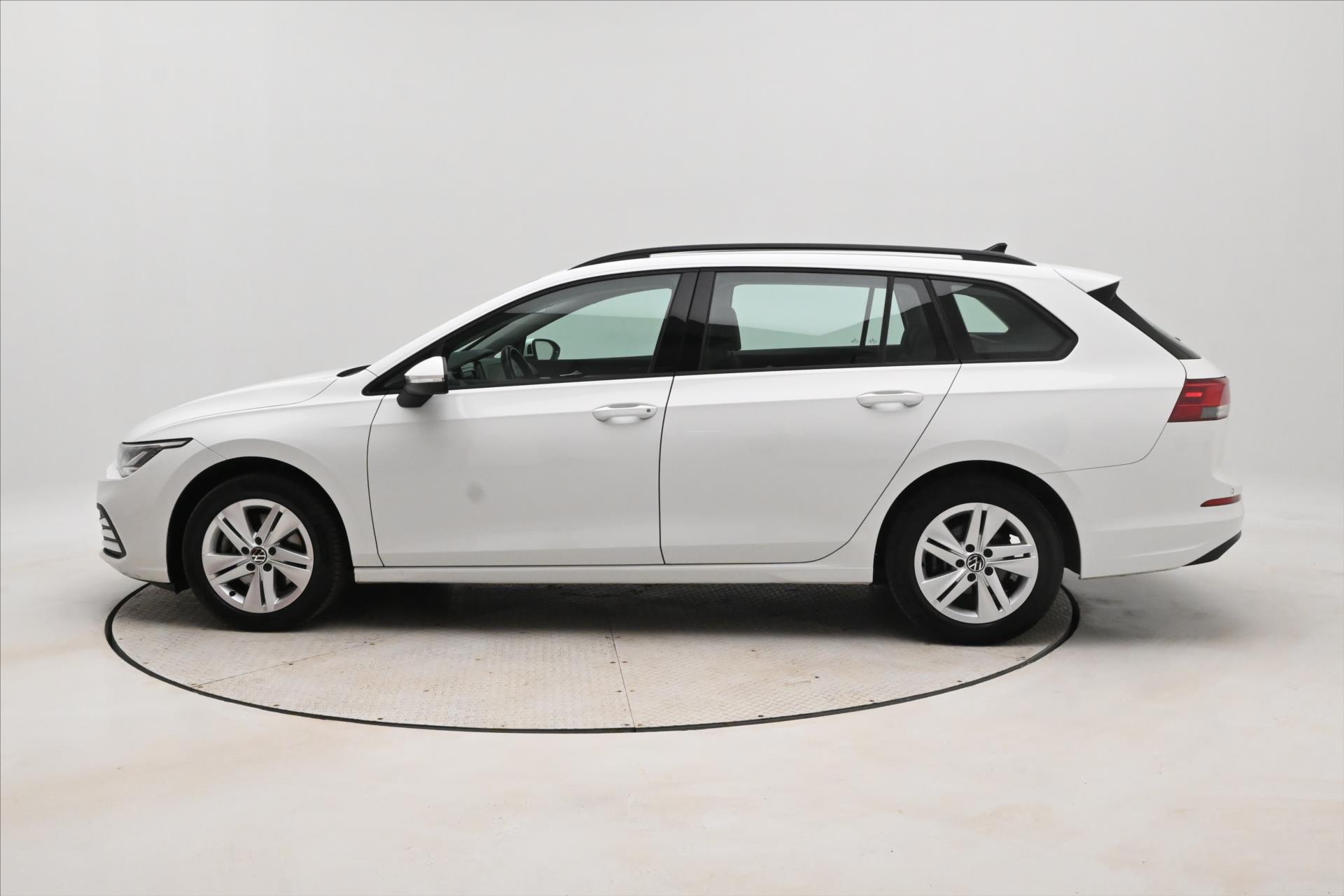 Hlavní fotografie vozu Volkswagen Golf 2,0 TDI 110kW DSG Life Záruka až 5 let (8)