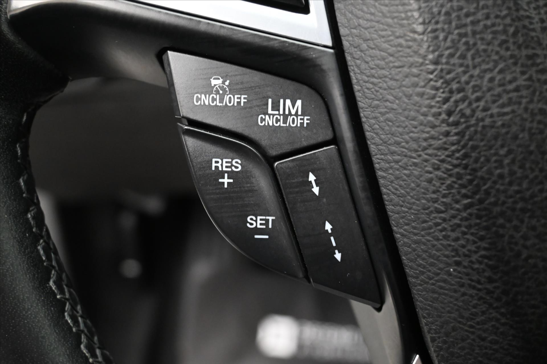 Hlavní fotografie vozu Ford Mondeo 2,0 EcoBlue 140 kW AT8 Titanium Záruka až 5 let (24)
