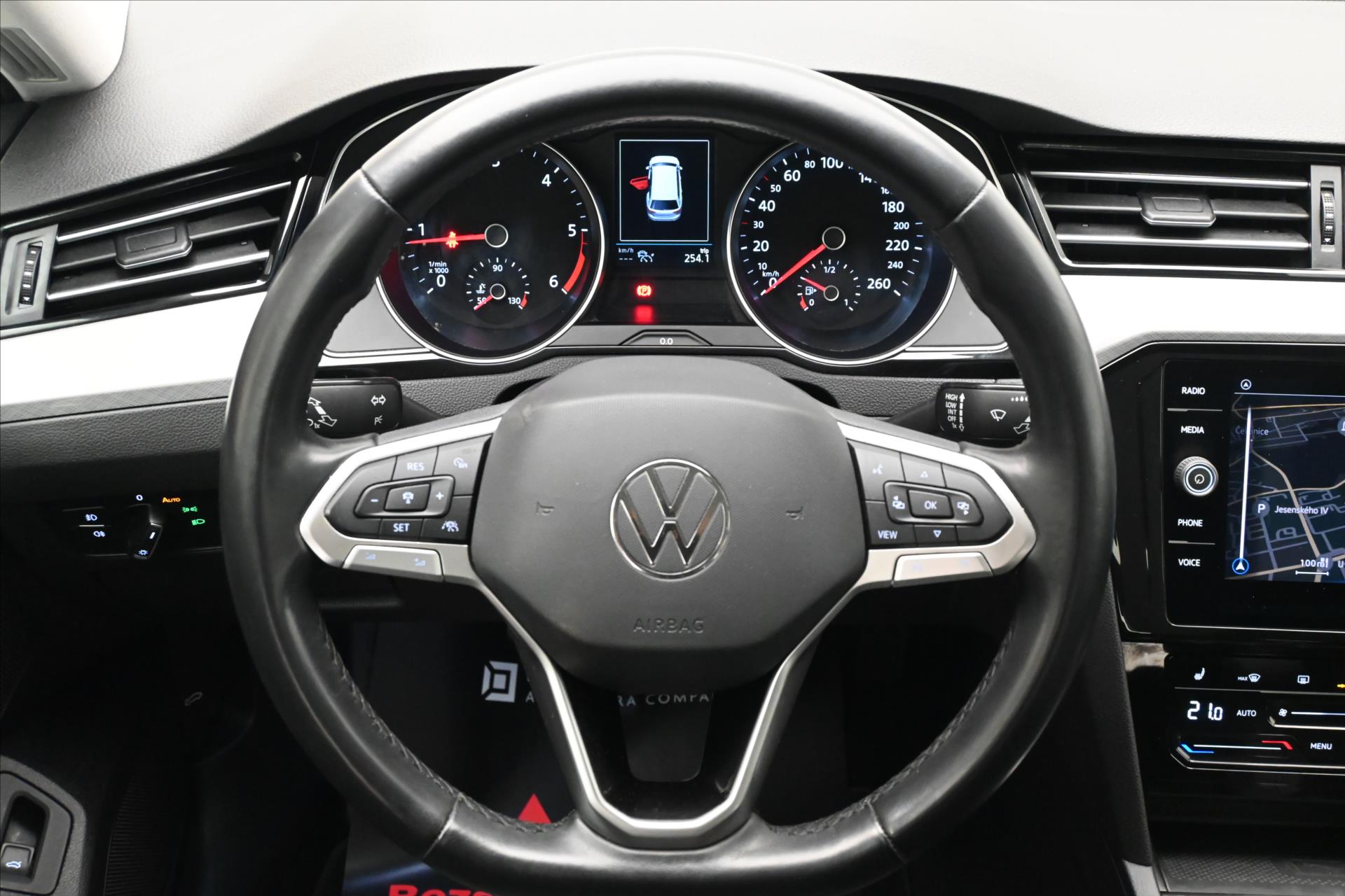Hlavní fotografie vozu Volkswagen Passat 2,0 TDI 110 kW Business Záruka až 5 let (19)