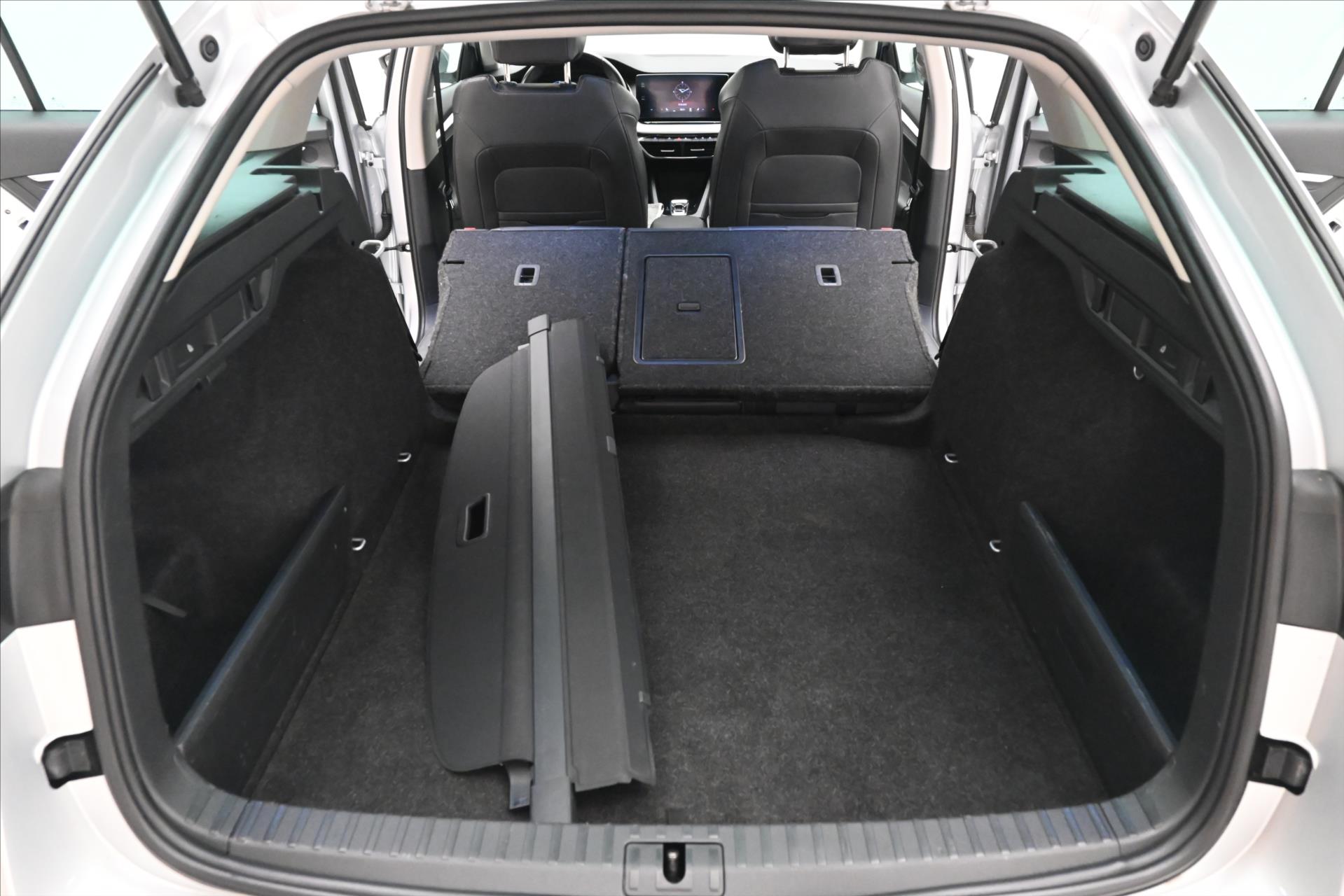 Hlavní fotografie vozu Škoda Octavia 2,0 TDI 110 kW DSG Style Záruka až 5 let (12)