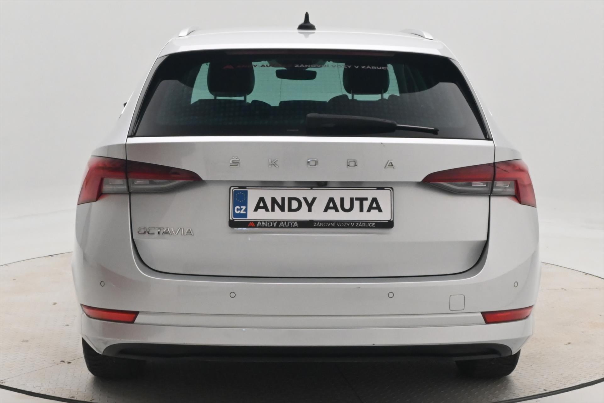 Hlavní fotografie vozu Škoda Octavia 2,0 TDI 110kW DSG Style Záruka až 5 let (7)
