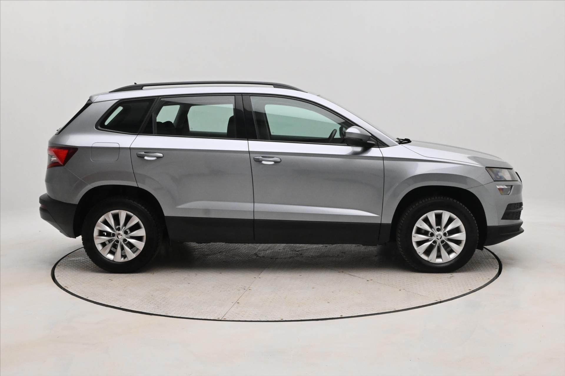 Hlavní fotografie vozu Škoda Karoq 2,0 TDI 85 kW Clever Záruka až 5 let (4)