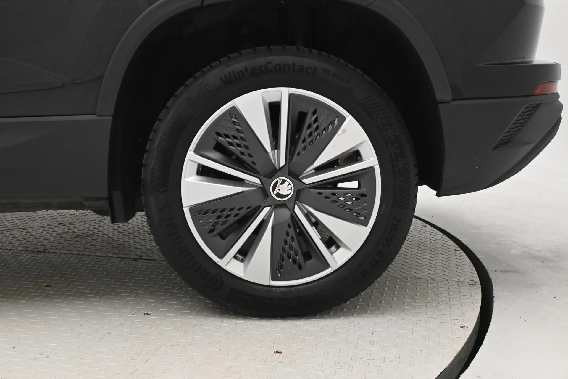 Hlavní fotografie vozu Škoda Karoq 2,0 TDI 85 kW DSG VIRTUAL TAŽNÉ Záruka až 5 let (31)