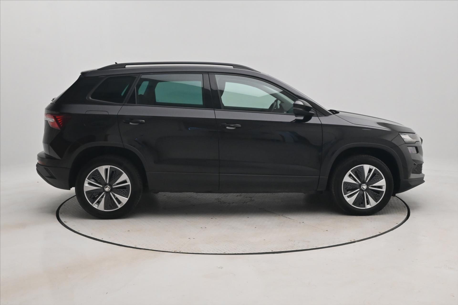 Hlavní fotografie vozu Škoda Karoq 2,0 TDI 85 kW DSG VIRTUAL TAŽNÉ Záruka až 5 let (4)
