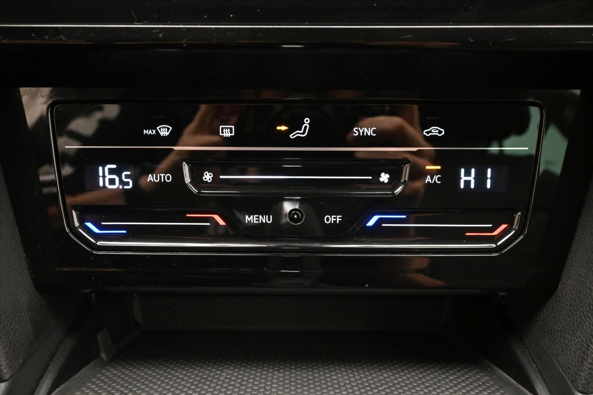 Hlavní fotografie vozu Volkswagen Passat 2,0 TDI 110 kW DSG Business Záruka až 5 let (22)