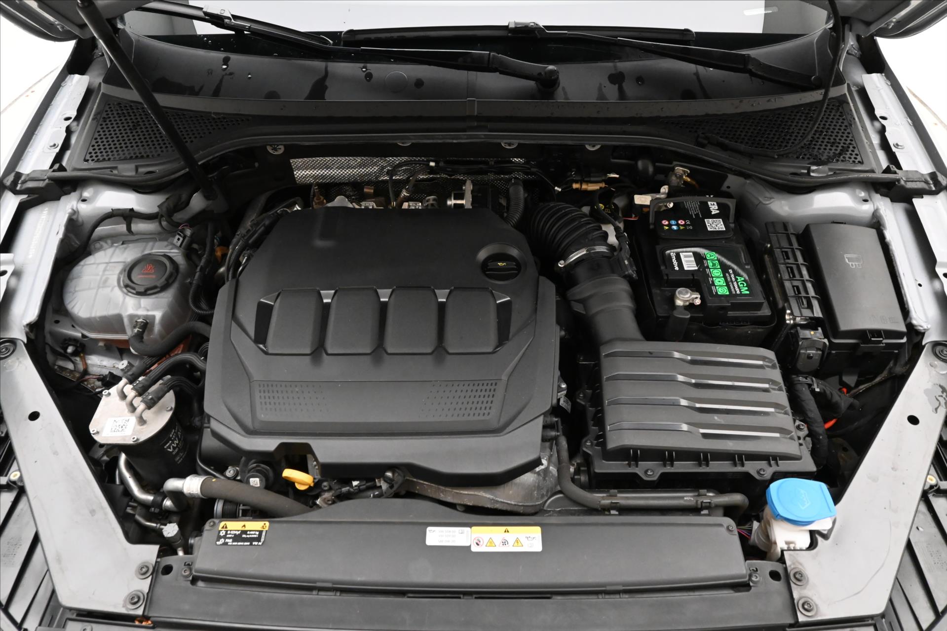 Hlavní fotografie vozu Volkswagen Passat 2,0 TDI 110 kW DSG Business Záruka až 5 let (10)