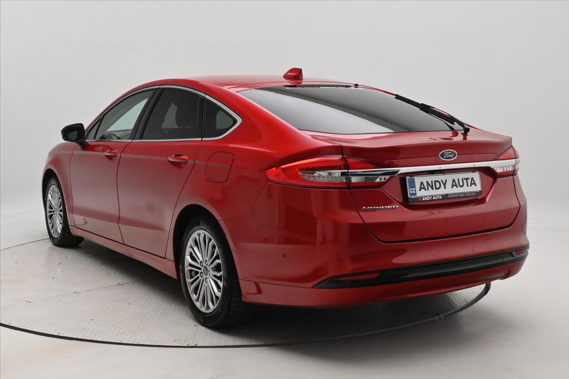 Hlavní fotografie vozu Ford Mondeo 2,0 EcoBlue 110 kW Titanium Záruka až 5 let (8)