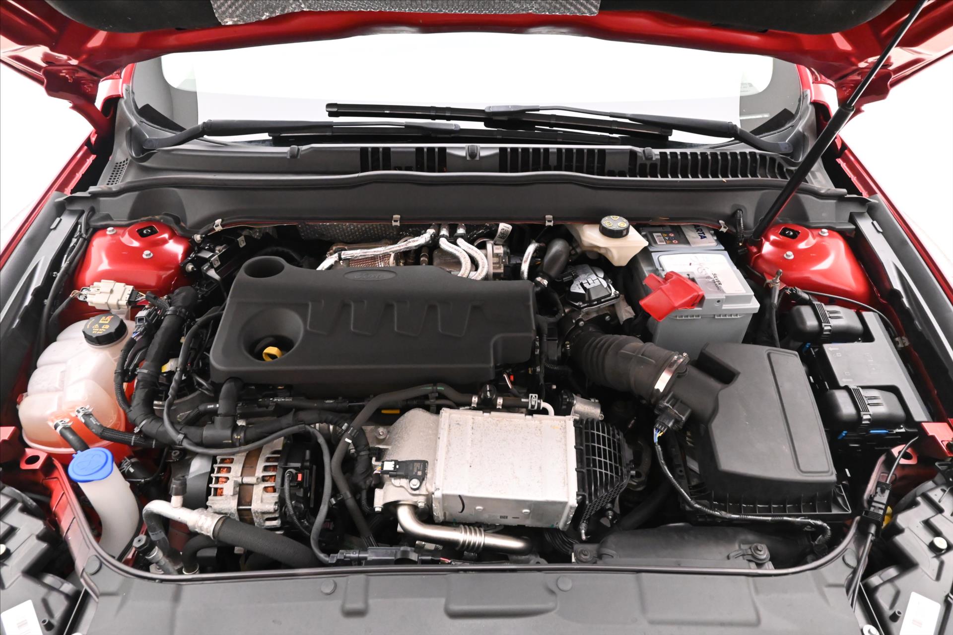 Hlavní fotografie vozu Ford Mondeo 2,0 EcoBlue 110 kW Titanium Záruka až 5 let (10)