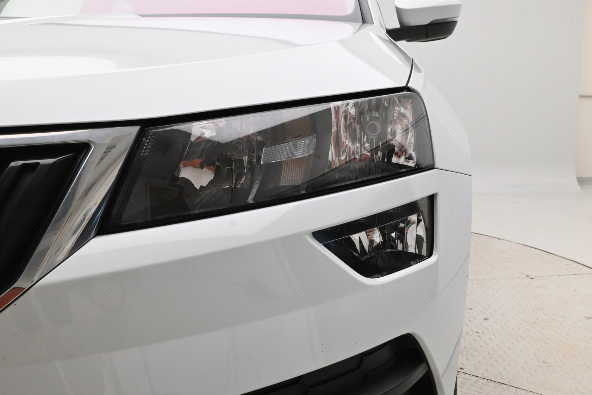 Hlavní fotografie vozu Škoda Karoq 2,0 TDI 110 kW DSG 4x4 TAŽNÉ Záruka až 5 let (29)