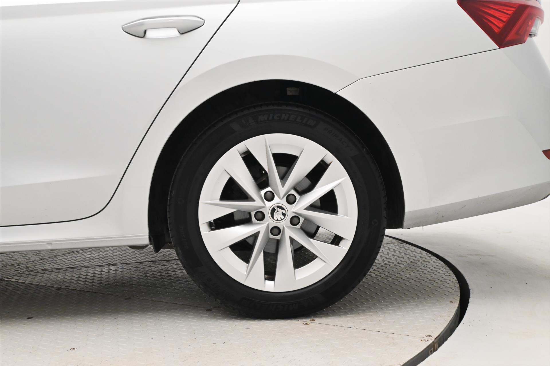 Main photo of the car Skoda Octavia 2.0 TDI 110 kW DSG Style Warranty up to 5 years (30)