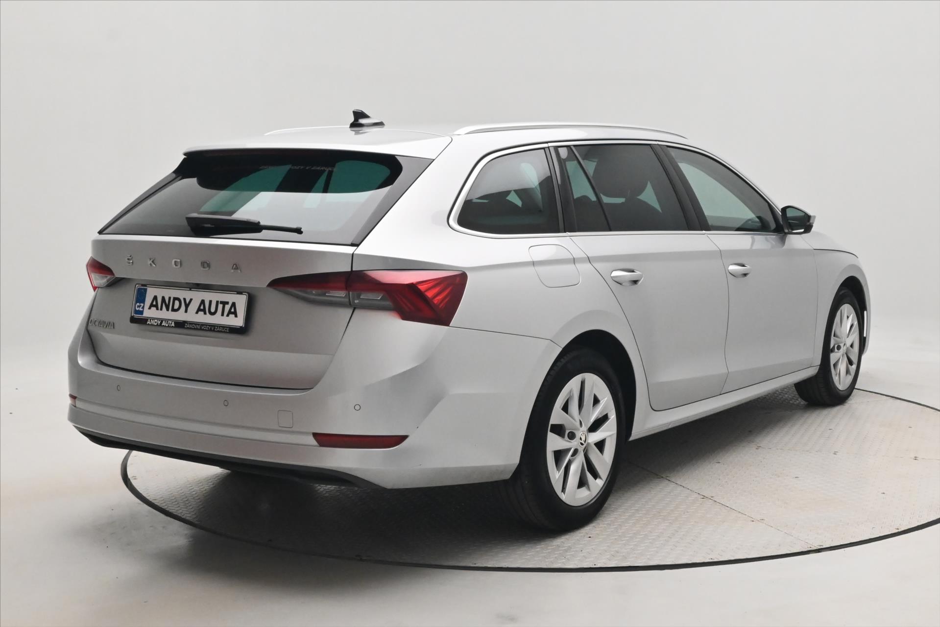 Main photo of the car Skoda Octavia 2.0 TDI 110 kW DSG Style Warranty up to 5 years (5)