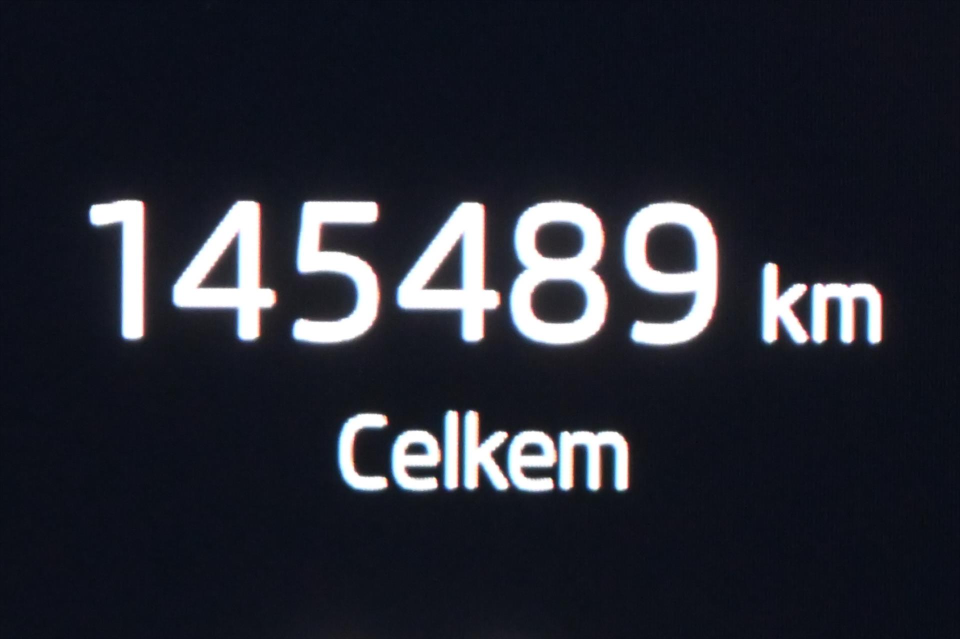 Hlavní fotografie vozu Škoda Octavia 2,0 TDI 110 kW DSG Style Záruka až 5 let (17)