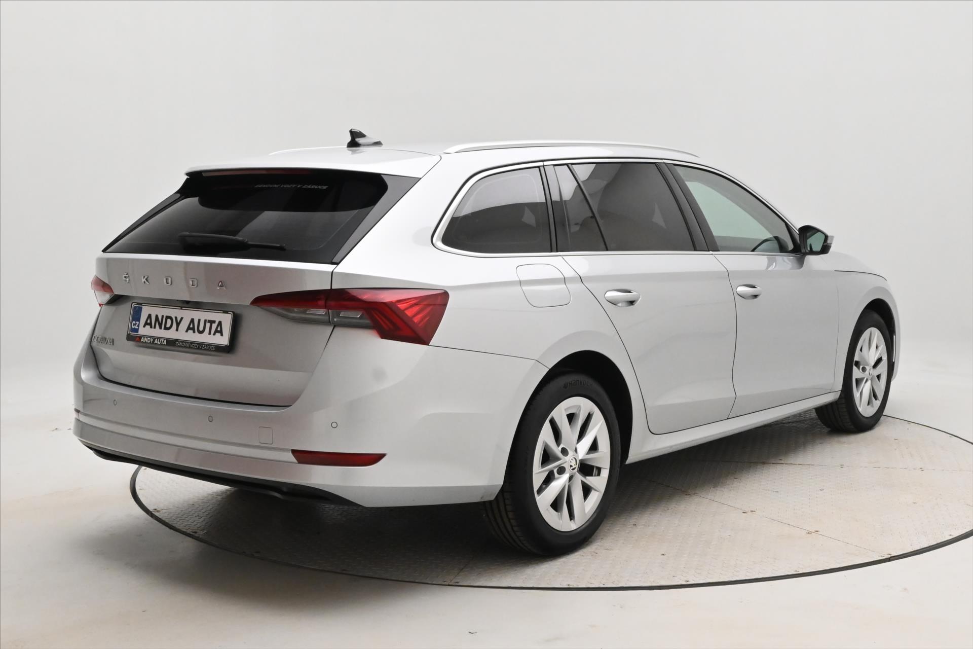 Hlavní fotografie vozu Škoda Octavia 2,0 TDI 110 kW DSG Style Záruka až 5 let (5)
