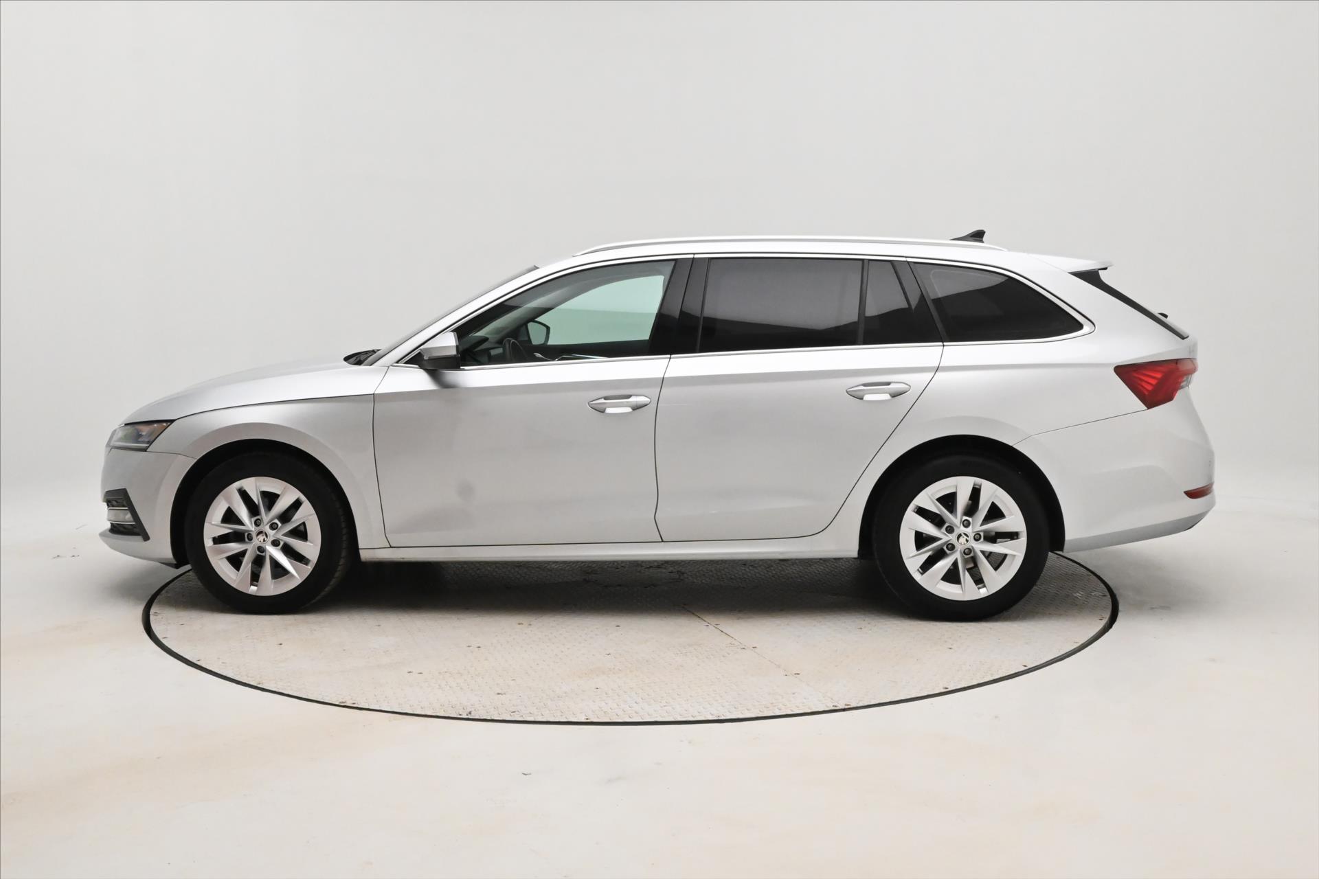 Hlavní fotografie vozu Škoda Octavia 2,0 TDI 110 kW DSG Style Záruka až 5 let (8)