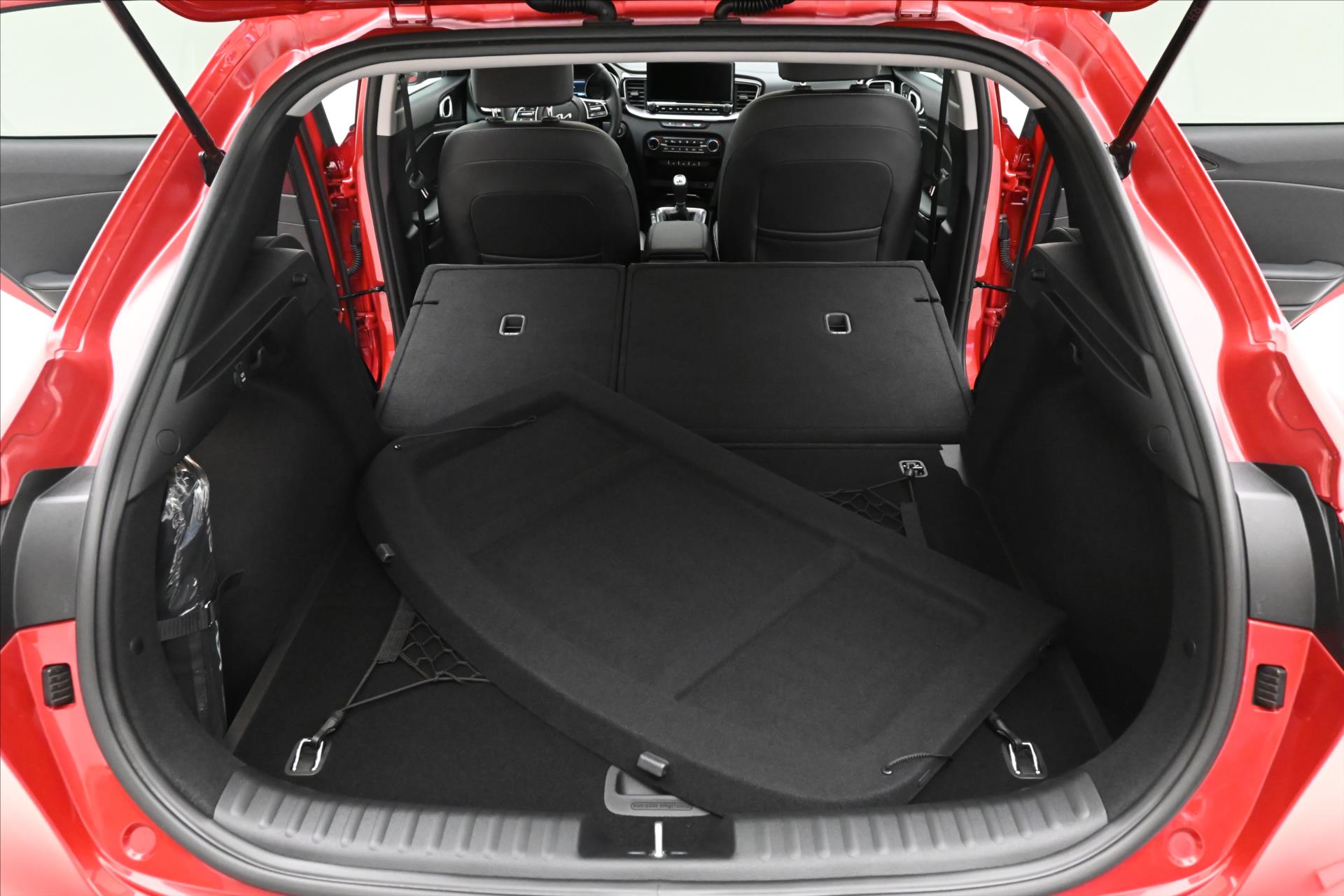 Hlavní fotografie vozu Kia XCeed 1,5 T-GDi 117kW Exclusiv Záruka až 5 let (12)