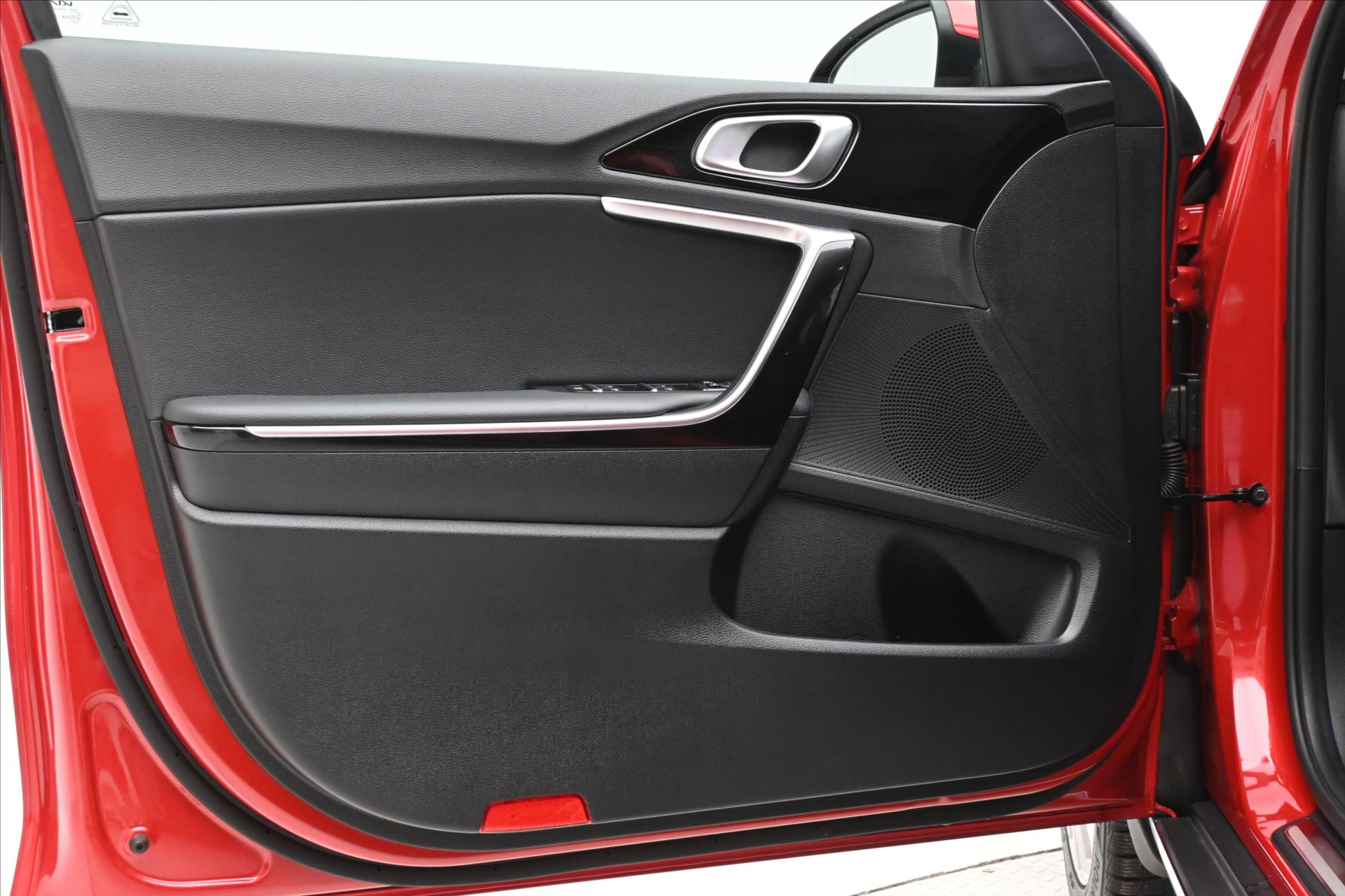 Hlavní fotografie vozu Kia XCeed 1,5 T-GDi 117kW Exclusiv Záruka až 5 let (24)