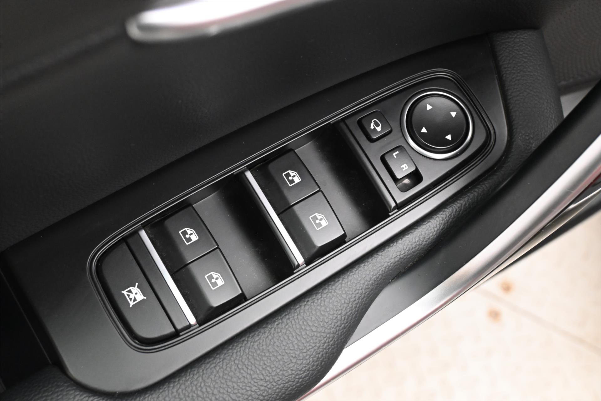 Hlavní fotografie vozu Kia XCeed 1,5 T-GDi 117kW Exclusiv Záruka až 5 let (25)