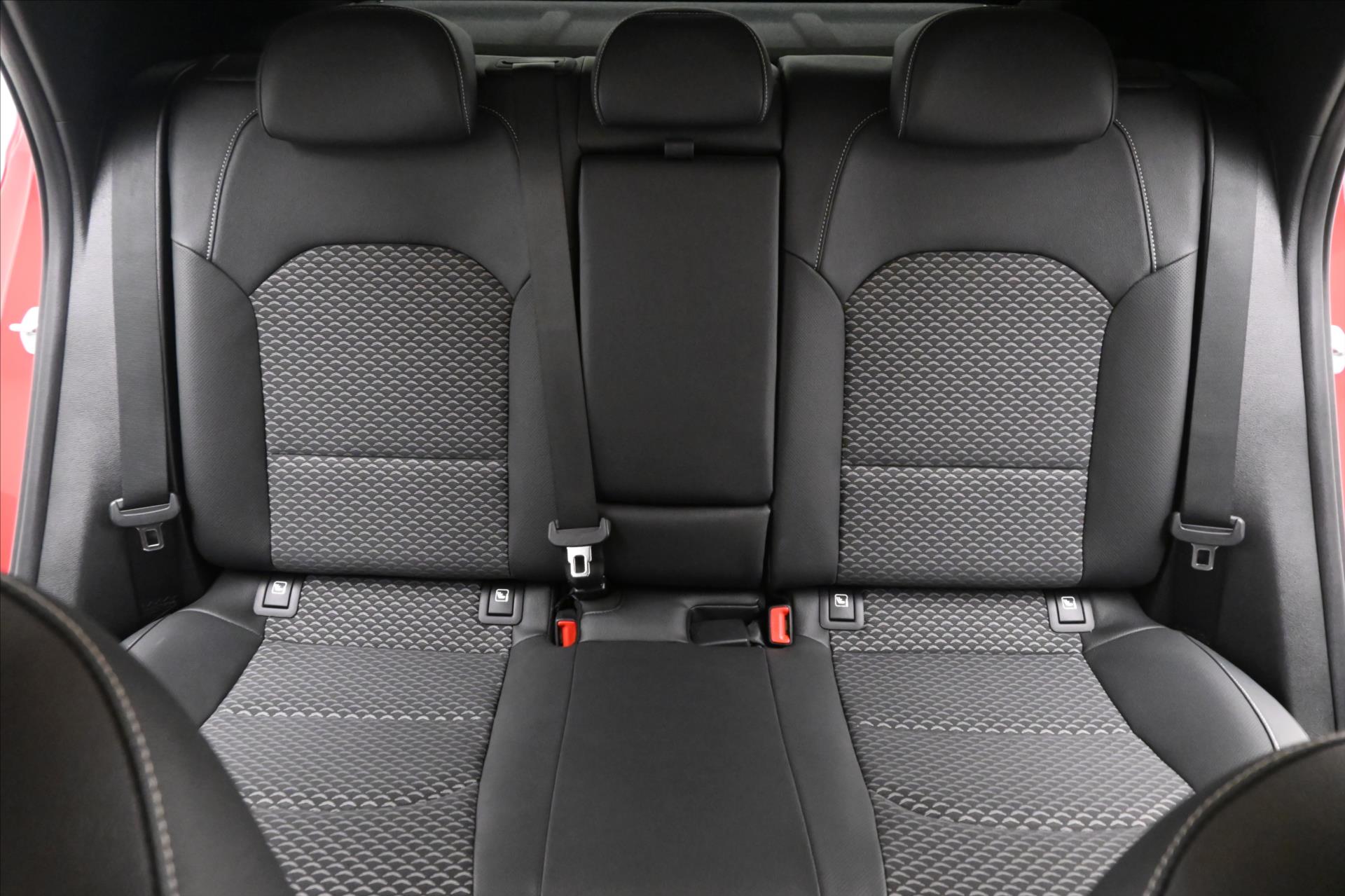 Hlavní fotografie vozu Kia XCeed 1,5 T-GDi 117kW Exclusiv Záruka až 5 let (27)