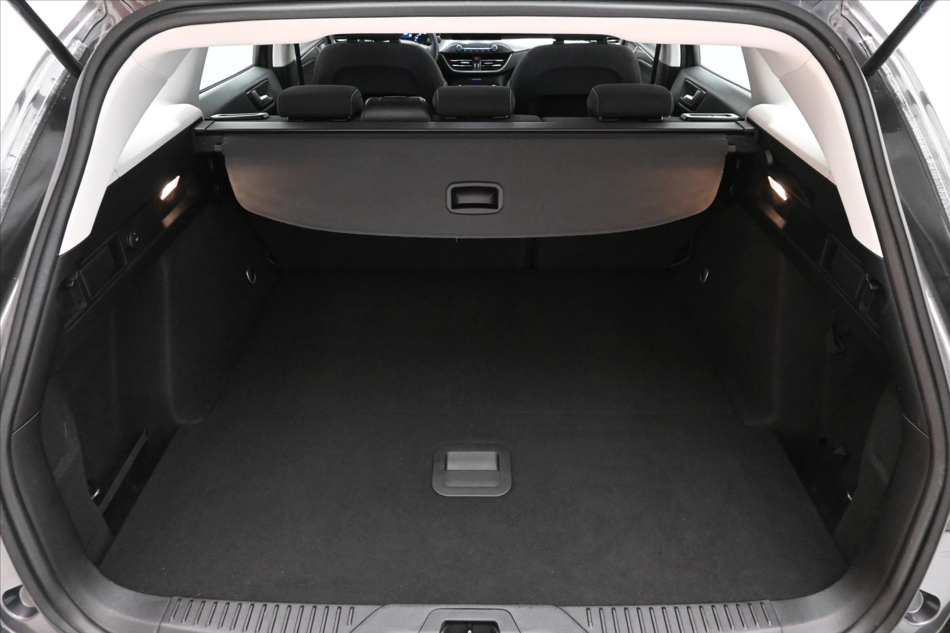 Hlavní fotografie vozu Ford Focus 1,5 Ecoblue 88 kW Záruka až 5 let (11)