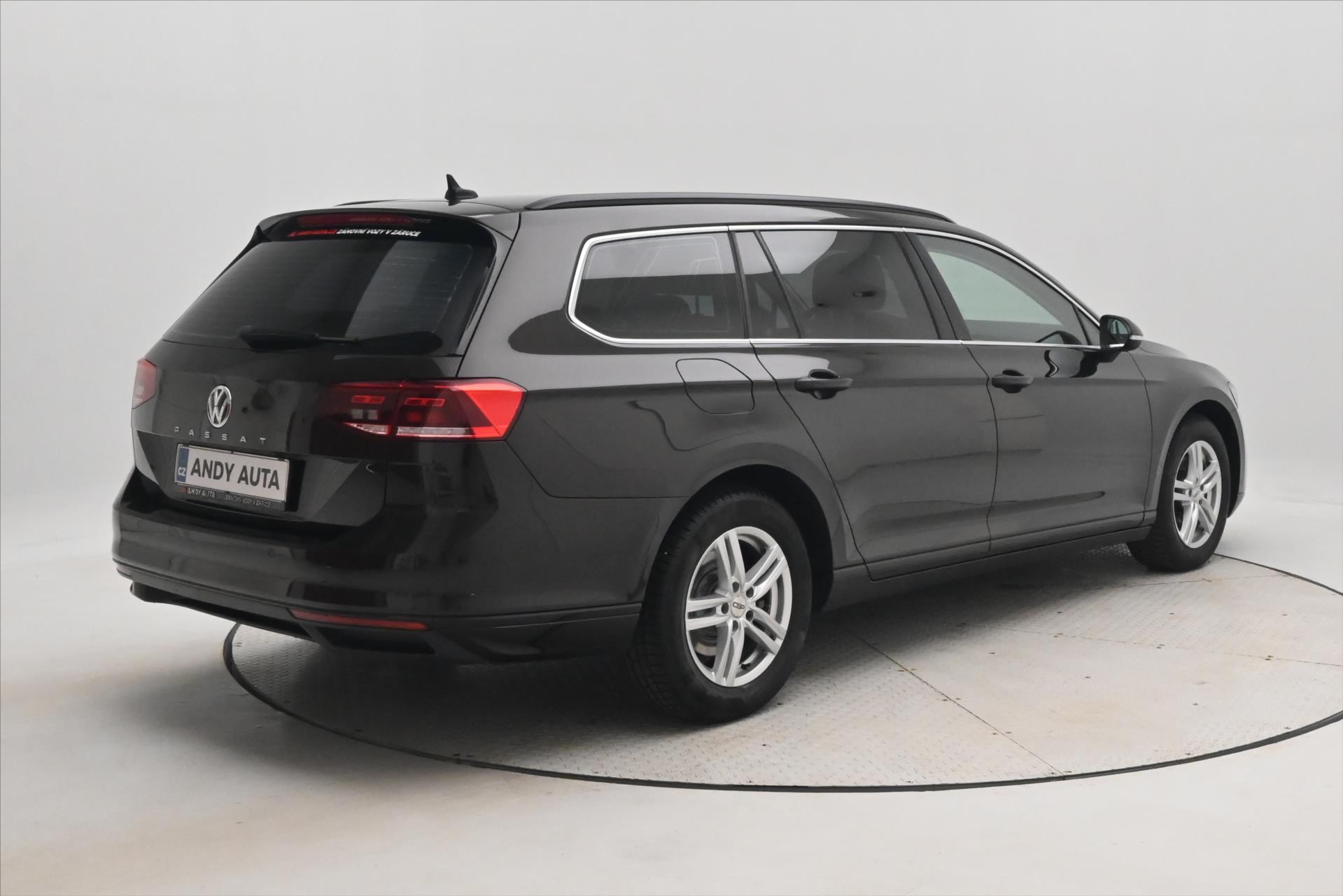 Hlavní fotografie vozu Volkswagen Passat 2,0 TDI 110 kW DSG Business Záruka až 5 let (6)