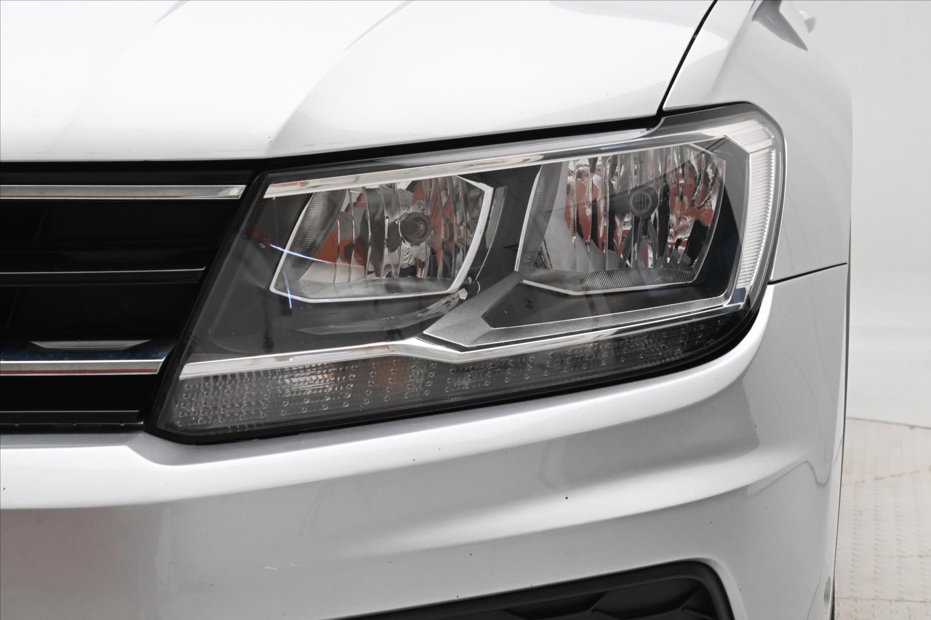 Hlavní fotografie vozu Volkswagen Tiguan 2,0 TDI 110 kW DSG iQ.DRIVE Záruka až 5 let (30)