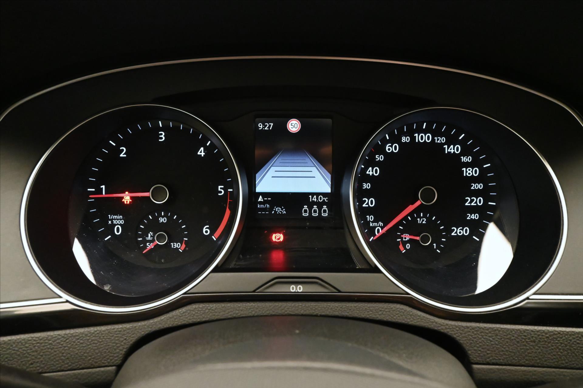 Hlavní fotografie vozu Volkswagen Passat 2,0 TDI 110kW Business Záruka až 5 let (17)