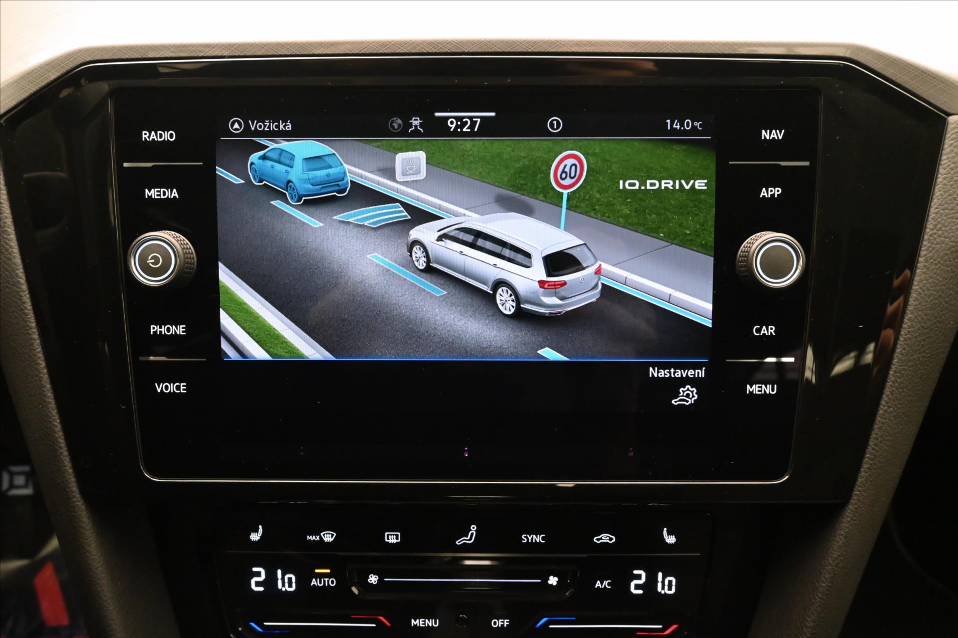 Hlavní fotografie vozu Volkswagen Passat 2,0 TDI 110kW Business Záruka až 5 let (20)