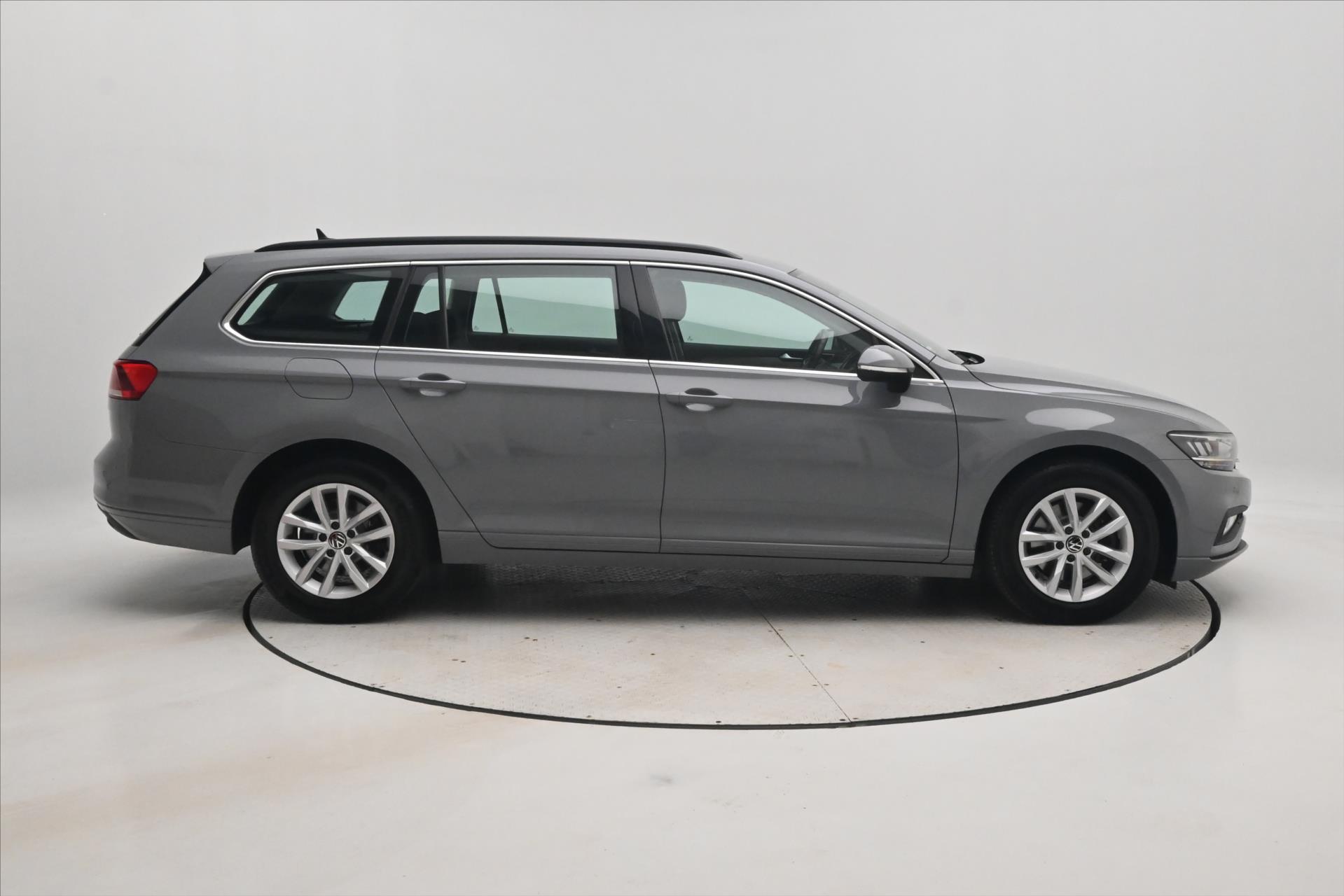 Hlavní fotografie vozu Volkswagen Passat 2,0 TDI 110kW Business Záruka až 5 let (5)