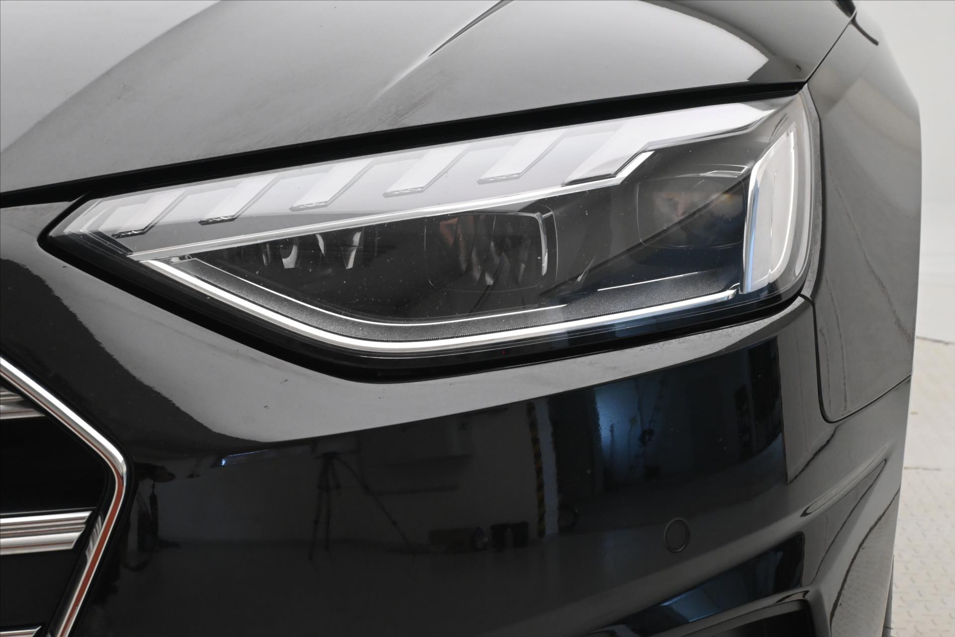Hlavní fotografie vozu Audi A4 2,0 40TDI 150kW S-Tronic Záruka až 5 let (31)