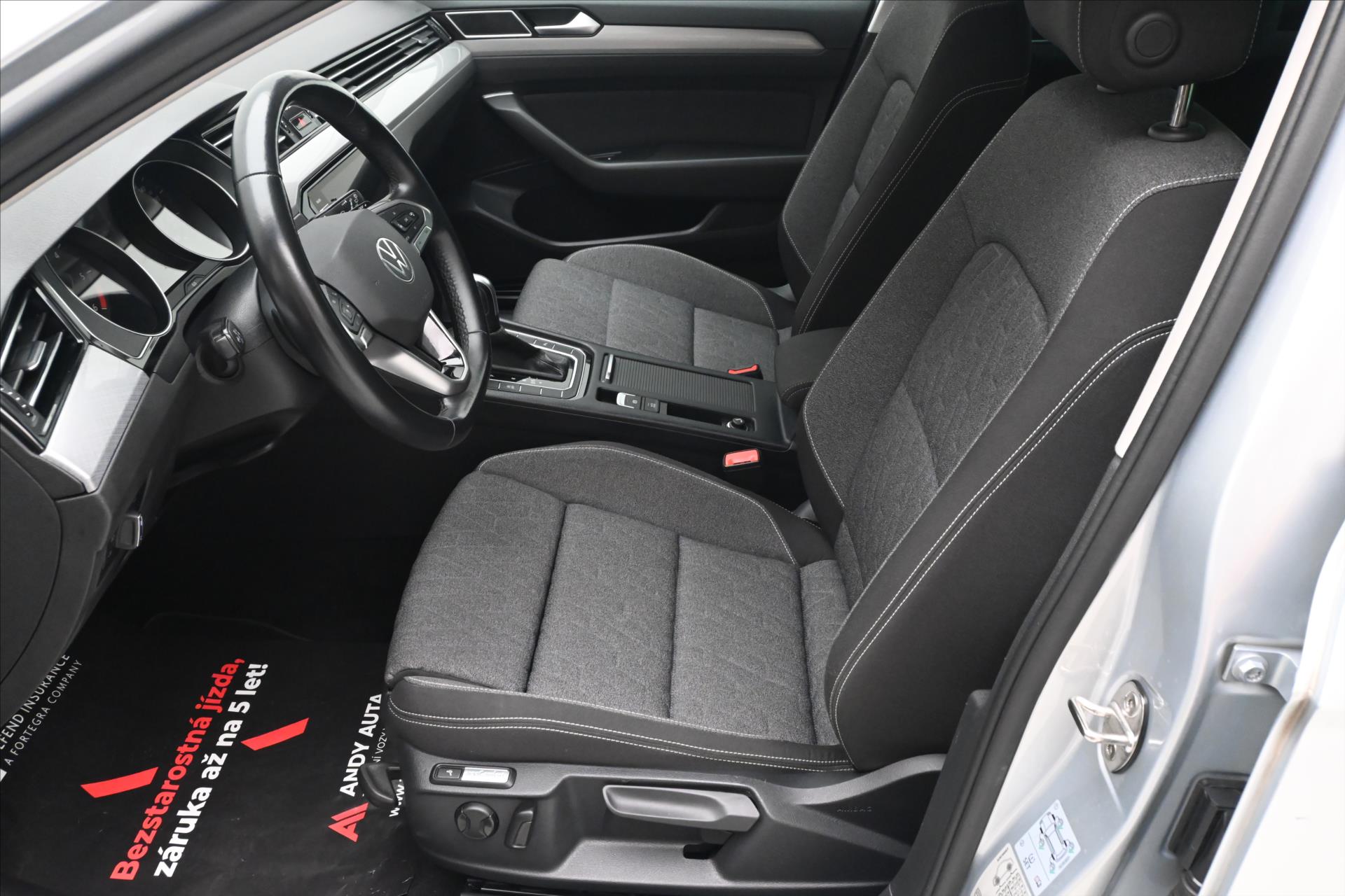 Hlavní fotografie vozu Volkswagen Passat 2,0 TDI 110kW DSG Business Záruka až 5 let (14)