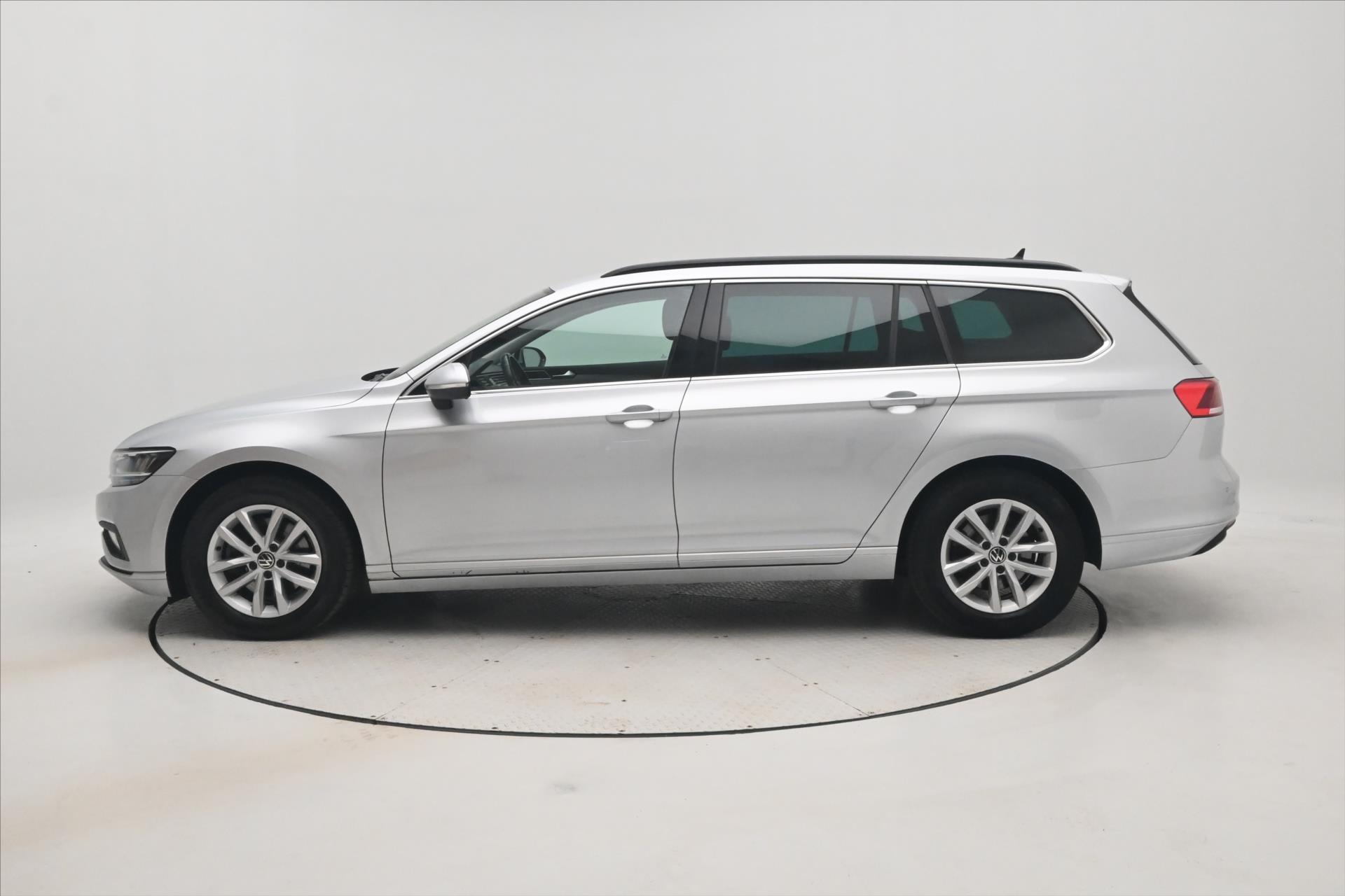 Hlavní fotografie vozu Volkswagen Passat 2,0 TDI 110kW DSG Business Záruka až 5 let (9)