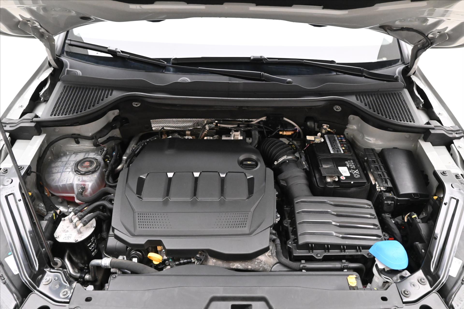 Hlavní fotografie vozu Škoda Karoq 2,0 TDI 85kW DSG Ambition Záruka až 5 let (10)