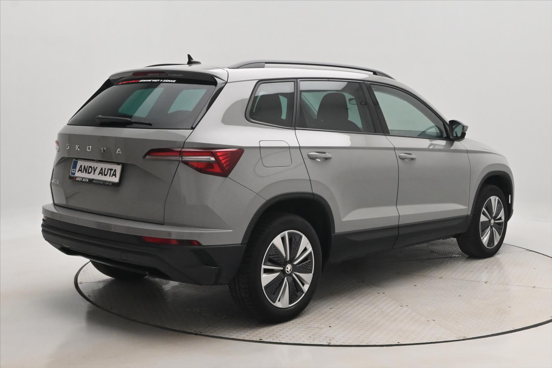 Hlavní fotografie vozu Škoda Karoq 2,0 TDI 85kW DSG VIRTUAL EL.KUFR Záruka až 5 let (6)