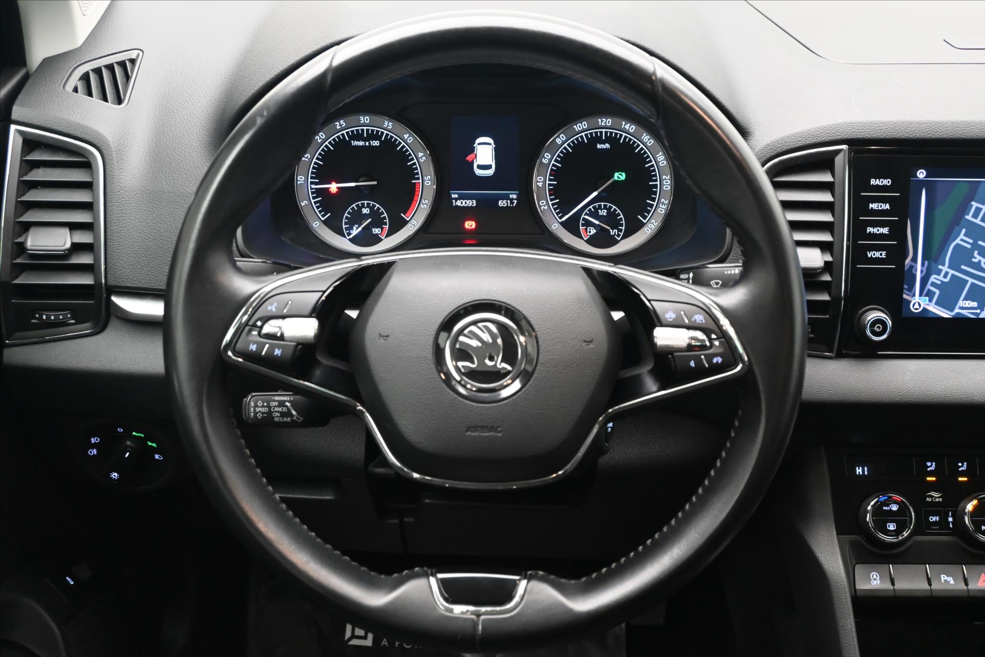 Hlavní fotografie vozu Škoda Karoq 2,0 TDI 85kW DSG Ambition Záruka až 5 let (19)