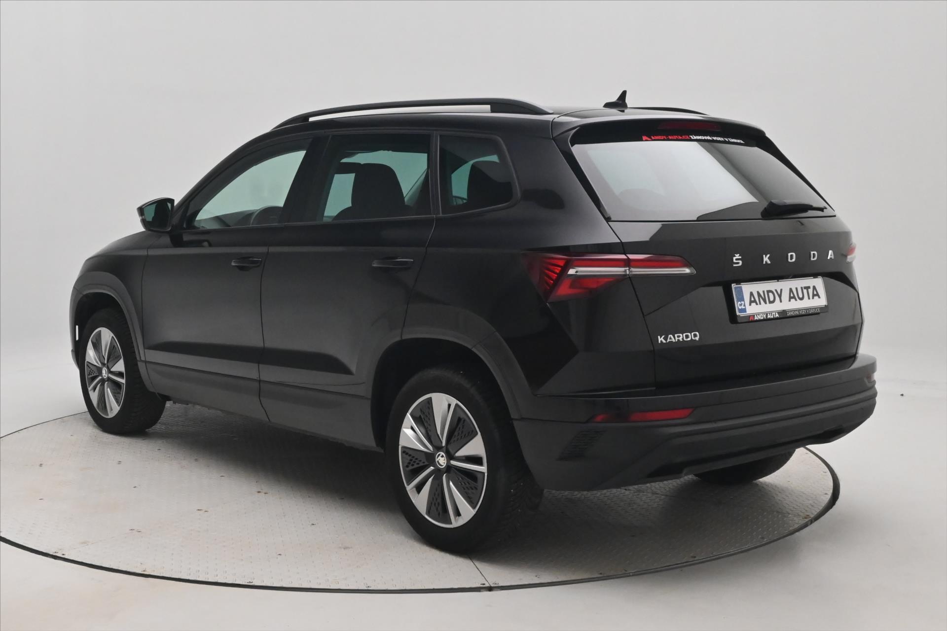 Hlavní fotografie vozu Škoda Karoq 2,0 TDI 85kW DSG NAVIGACE Záruka až 5 let (8)