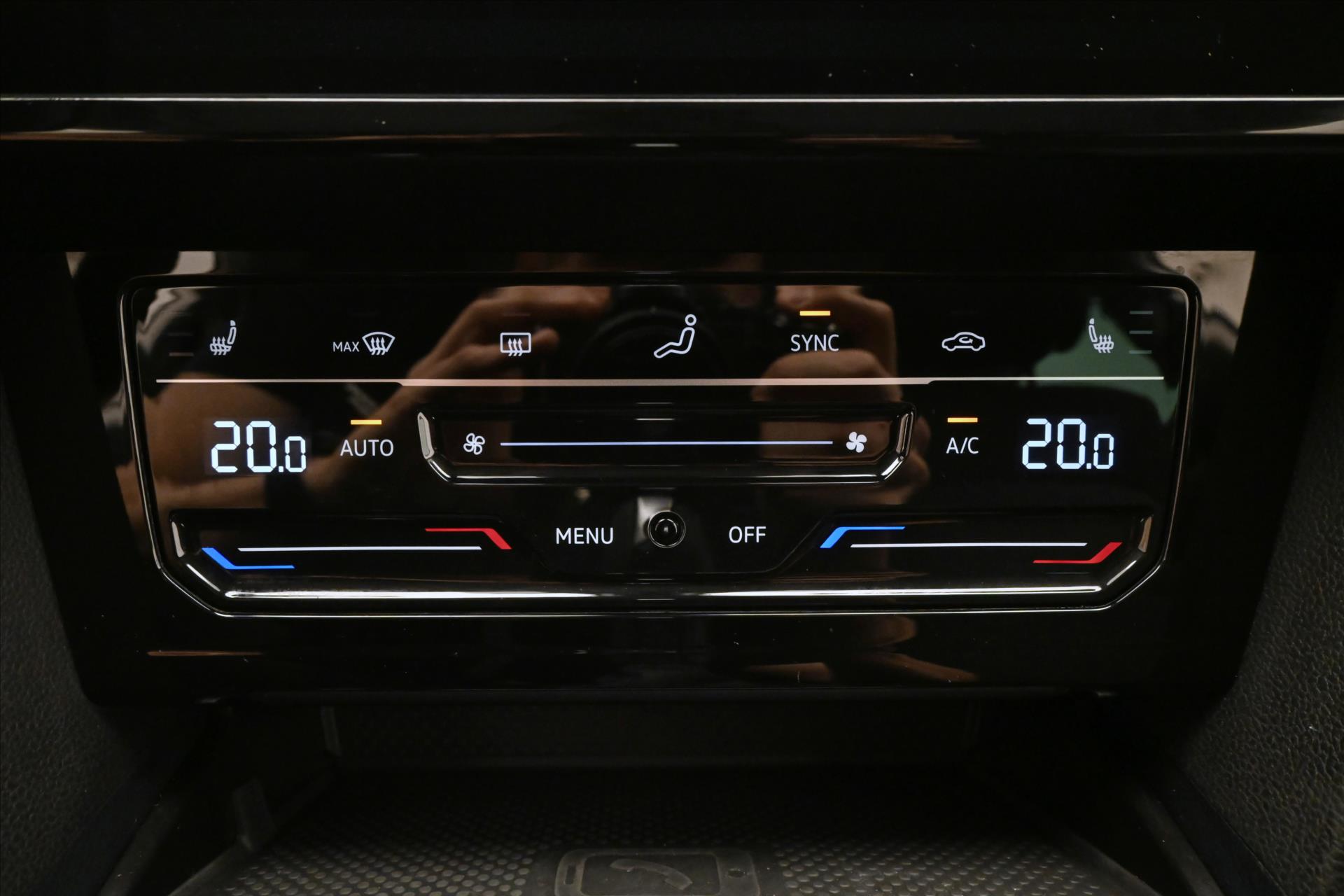 Hlavní fotografie vozu Volkswagen Passat 2,0 TDI 110kW DSG Business Záruka až 5 let (22)