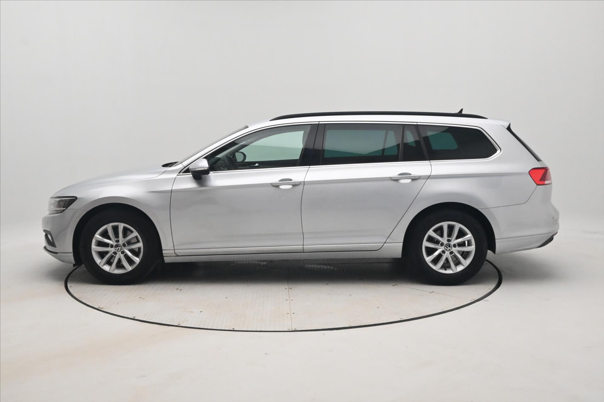 Hlavní fotografie vozu Volkswagen Passat 2,0 TDI 110kW DSG Business Záruka až 5 let (9)