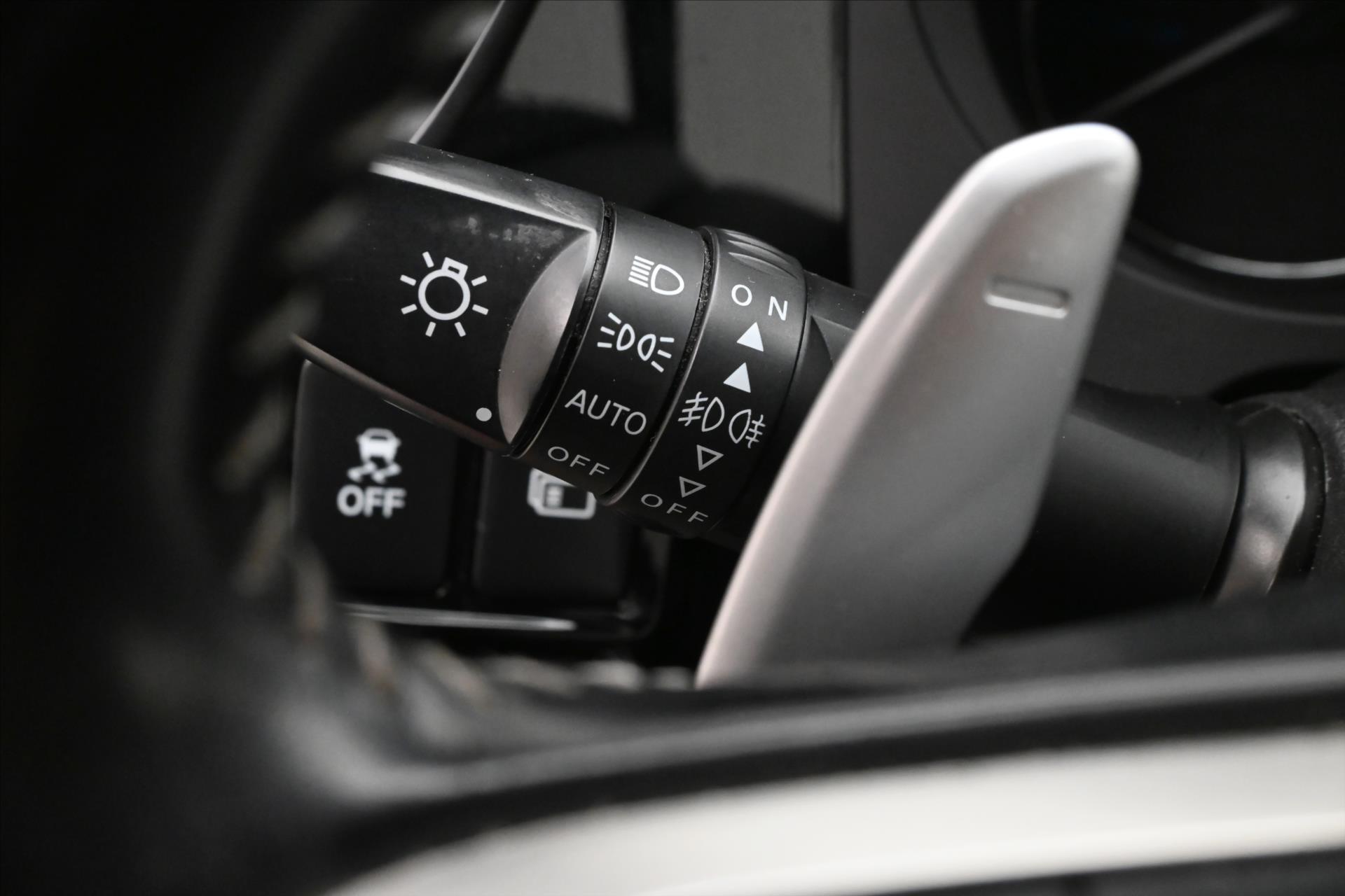 Hlavní fotografie vozu Mitsubishi Outlander 2,4 PHEV Intense+ 4WD Záruka až 5 let (27)