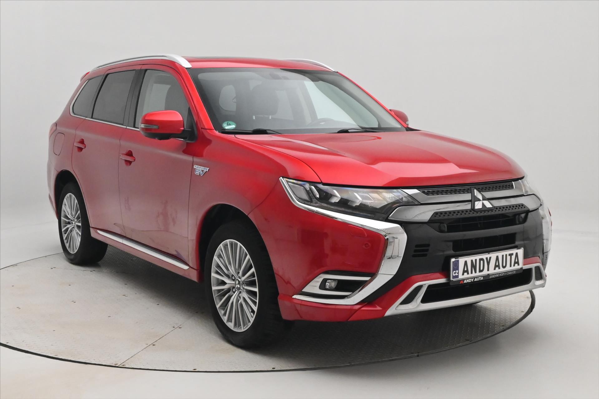Hlavní fotografie vozu Mitsubishi Outlander 2,4 PHEV Intense+ 4WD Záruka až 5 let (4)