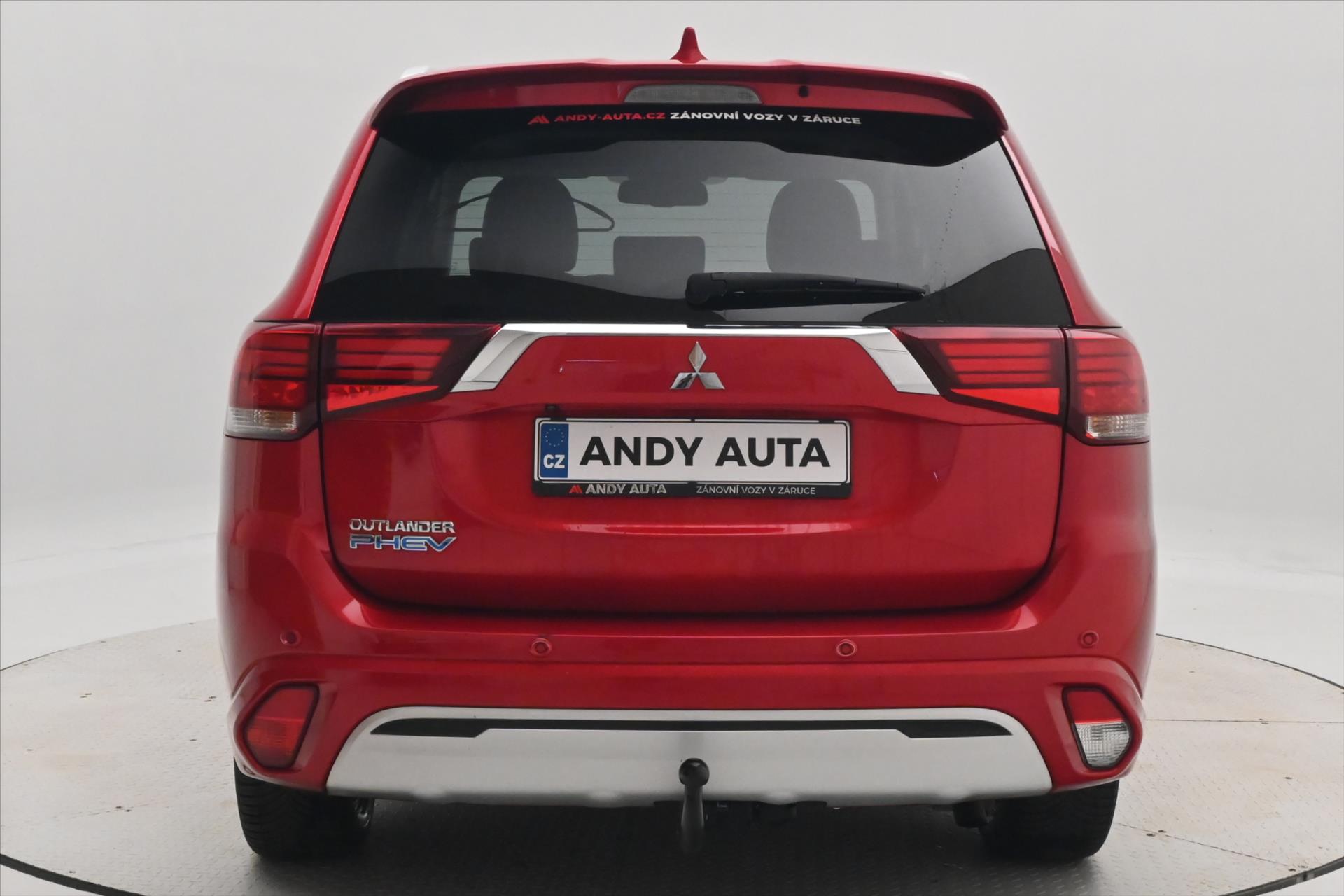 Hlavní fotografie vozu Mitsubishi Outlander 2,4 PHEV Intense+ 4WD Záruka až 5 let (7)