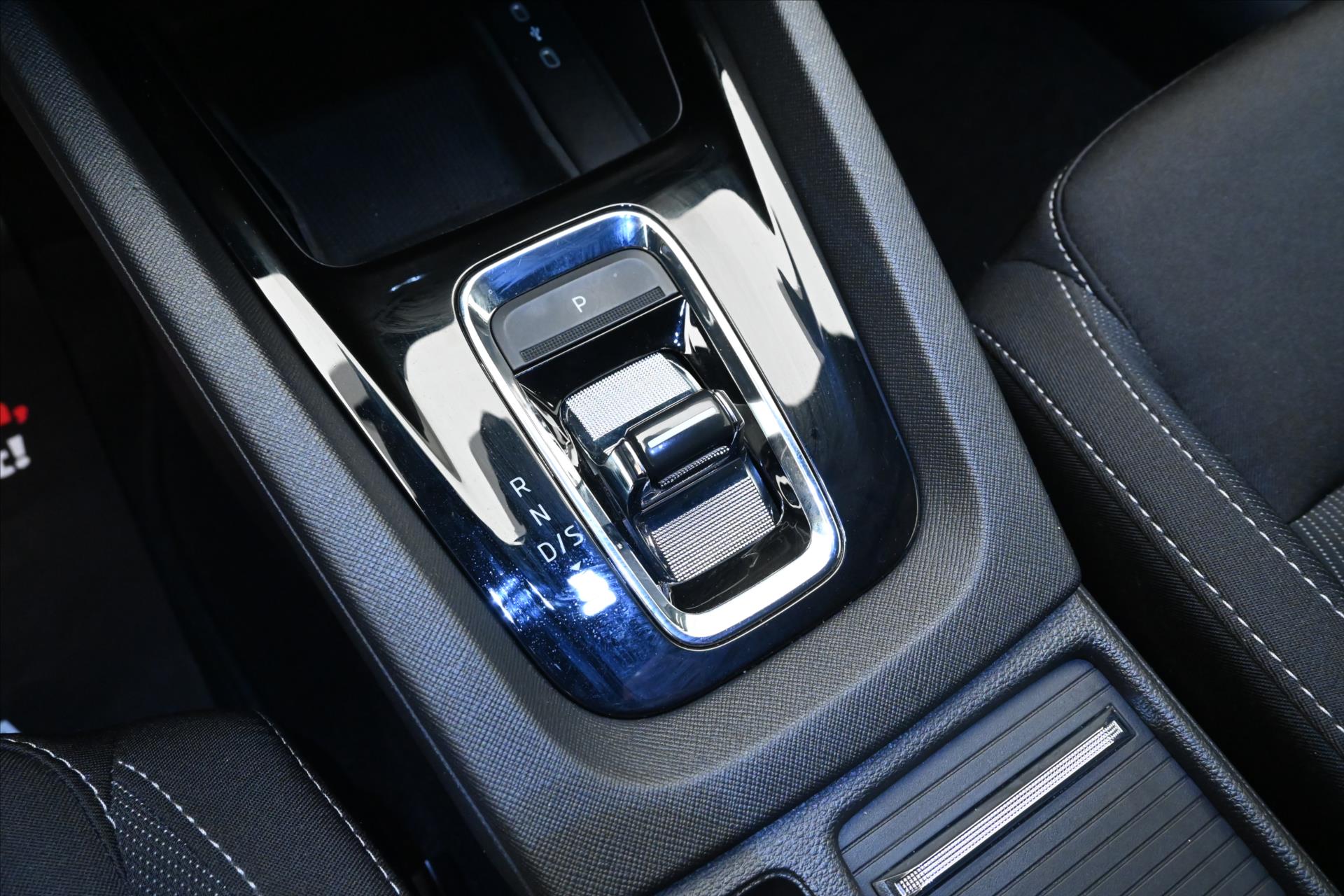 Hlavní fotografie vozu Škoda Octavia 2,0 TDI 110 kW DSG Sportline Záruka až 5 let (22)