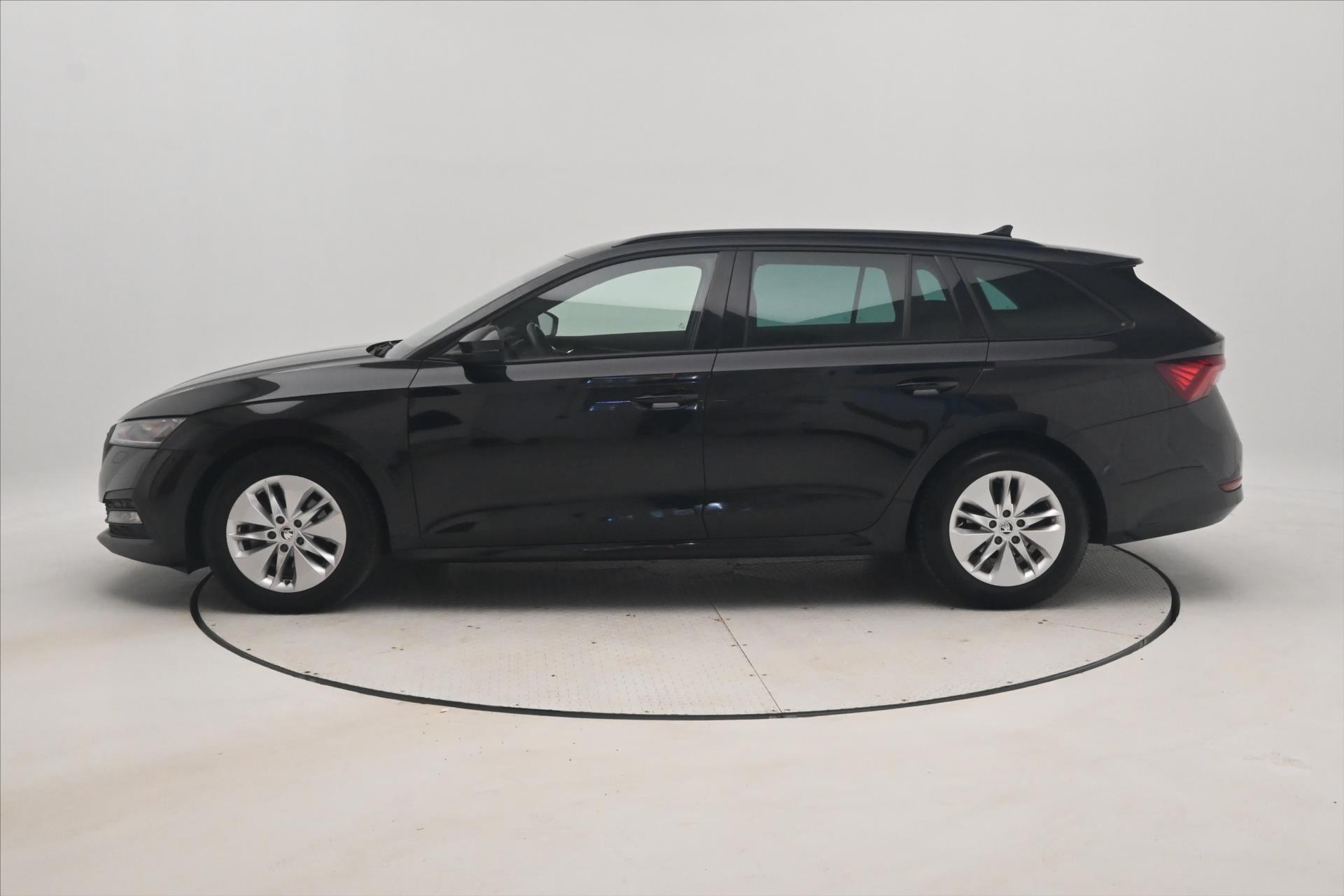 Hlavní fotografie vozu Škoda Octavia 2,0 TDI 110 kW DSG Sportline Záruka až 5 let (8)