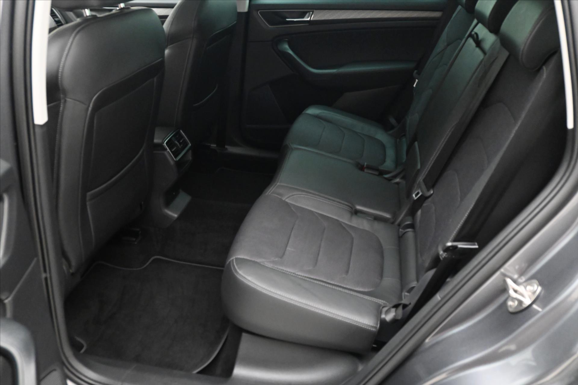 Hlavní fotografie vozu Škoda Kodiaq 2,0 TDI 147kW DSG 4x4 Style Záruka až 5 let (15)