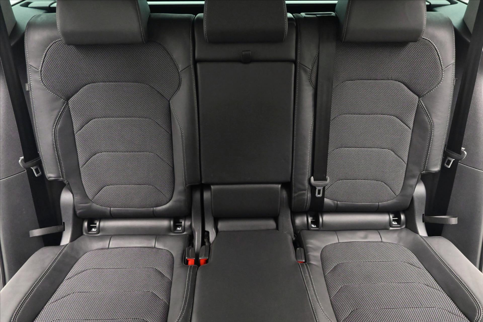 Hlavní fotografie vozu Škoda Kodiaq 2,0 TDI 147kW DSG 4x4 Style Záruka až 5 let (29)