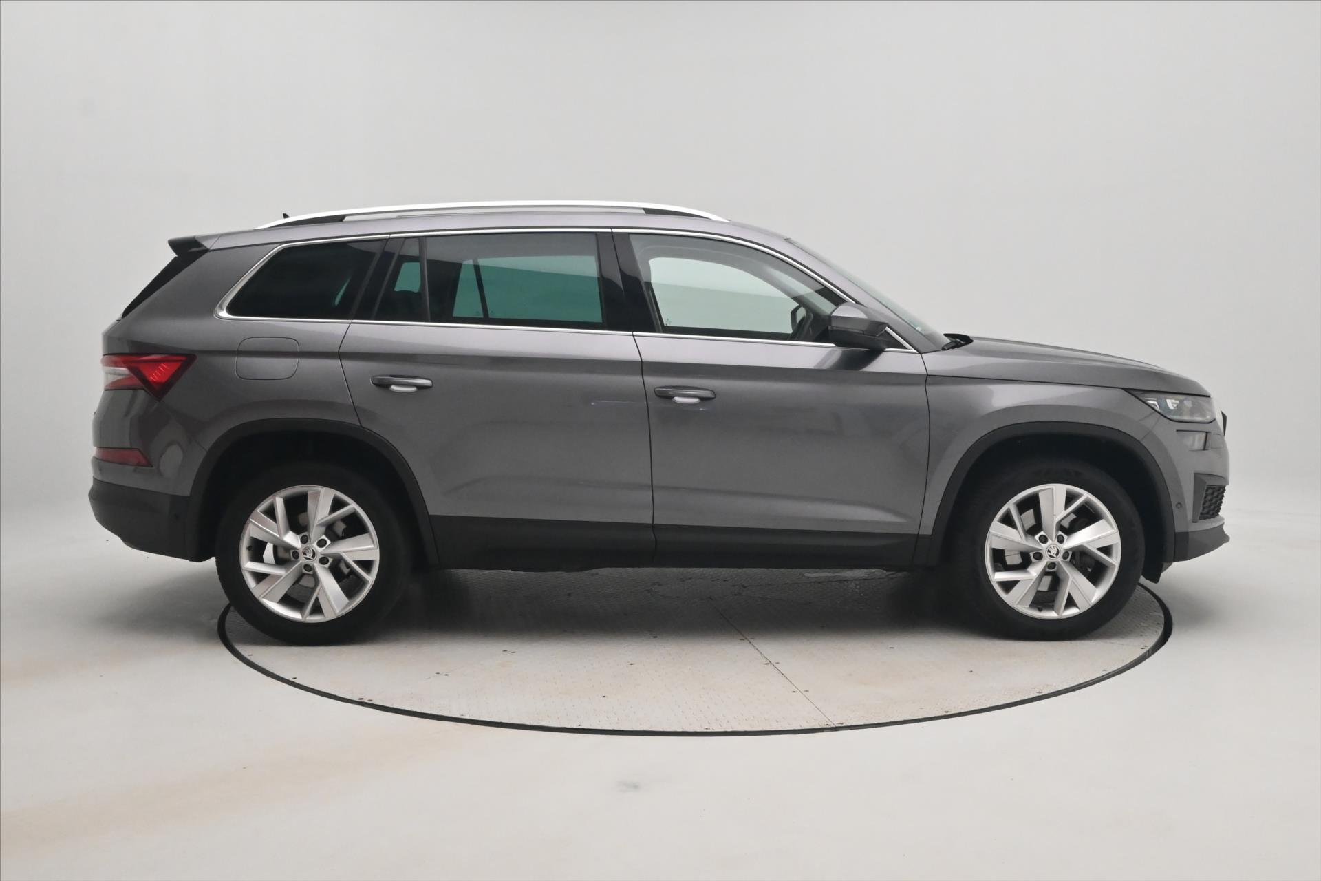 Hlavní fotografie vozu Škoda Kodiaq 2,0 TDI 147kW DSG 4x4 Style Záruka až 5 let (5)